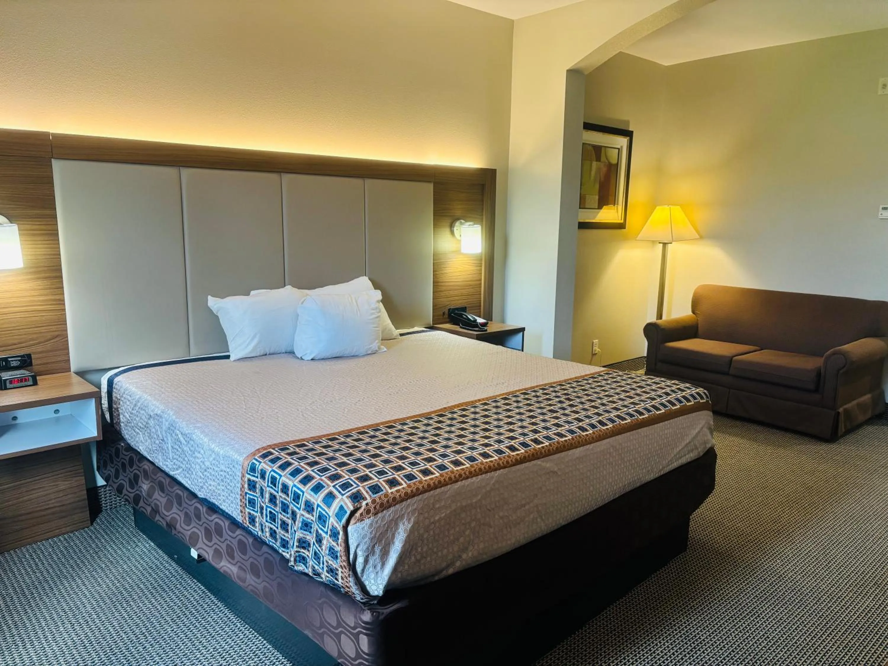 Bed in Rodeway Inn & Suites Winnfield