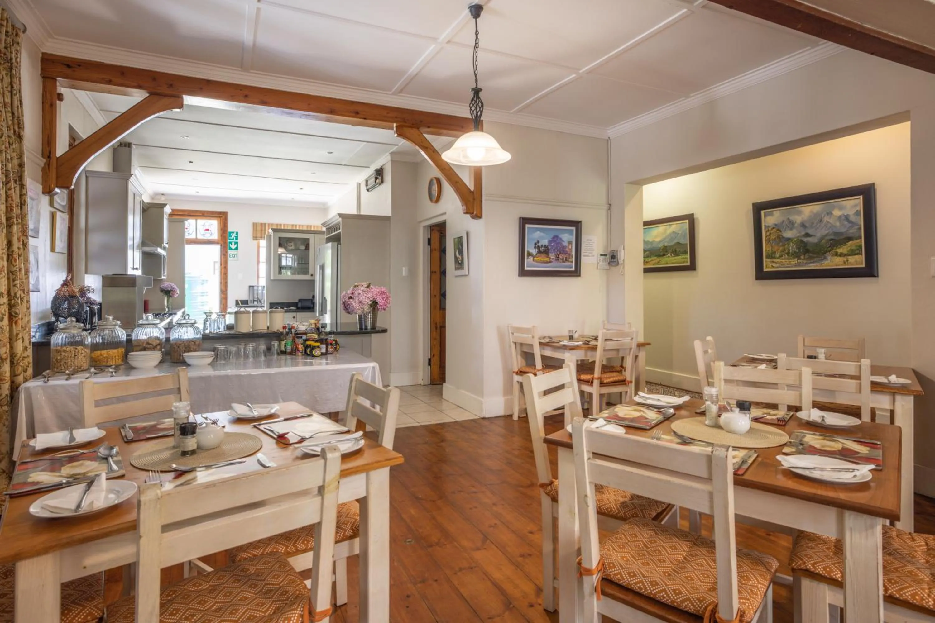 Seating area in Lanherne Guest House Bed & Breakfast