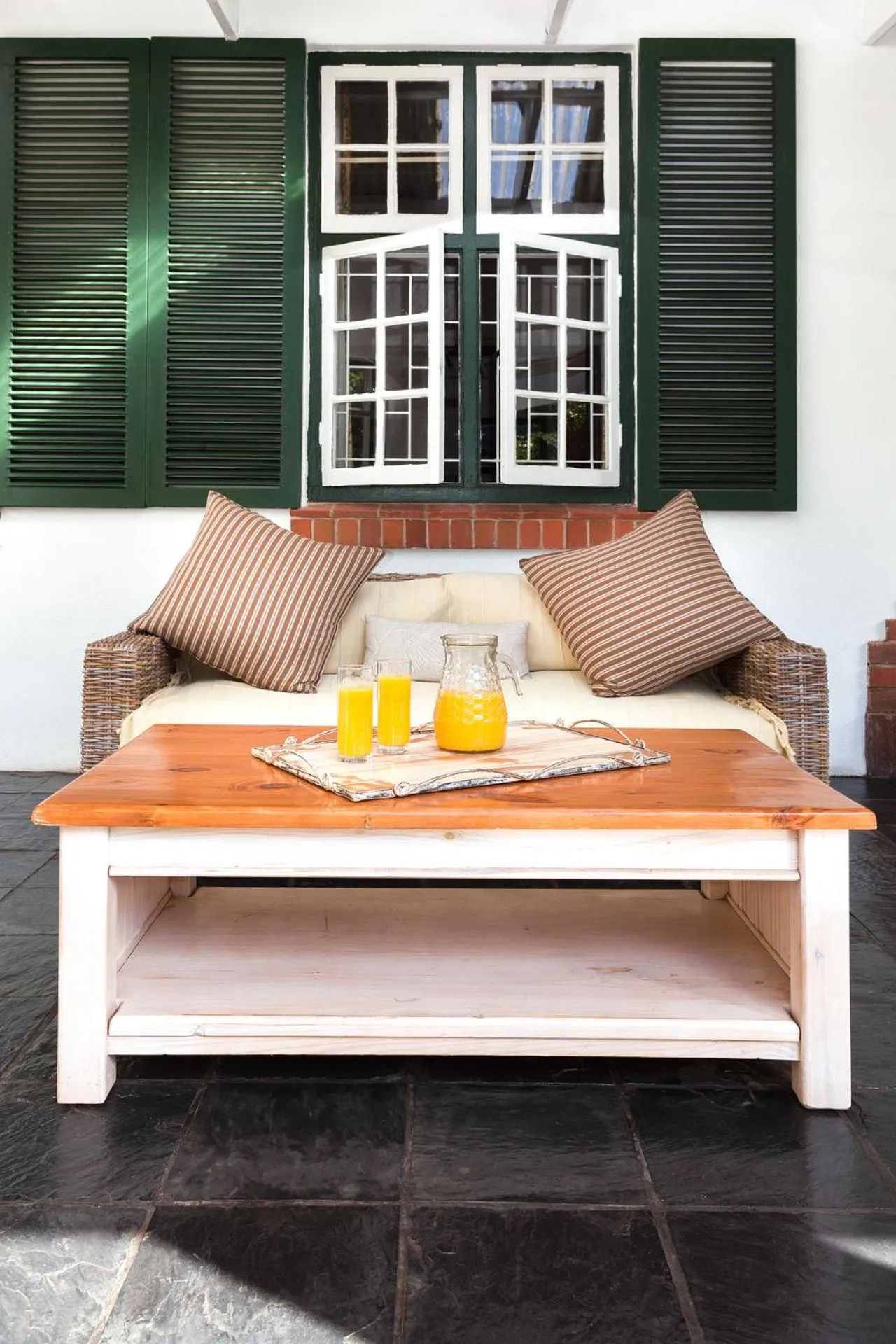 Patio in Lanherne Guest House Bed & Breakfast