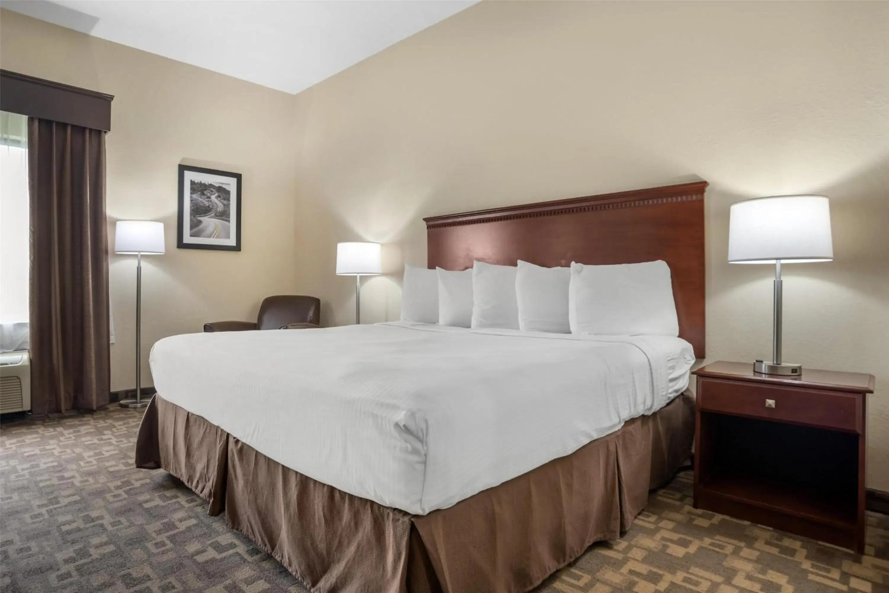 Bedroom, Bed in Best Western Opp Inn Bedroom, Bed in Best Western Opp Inn