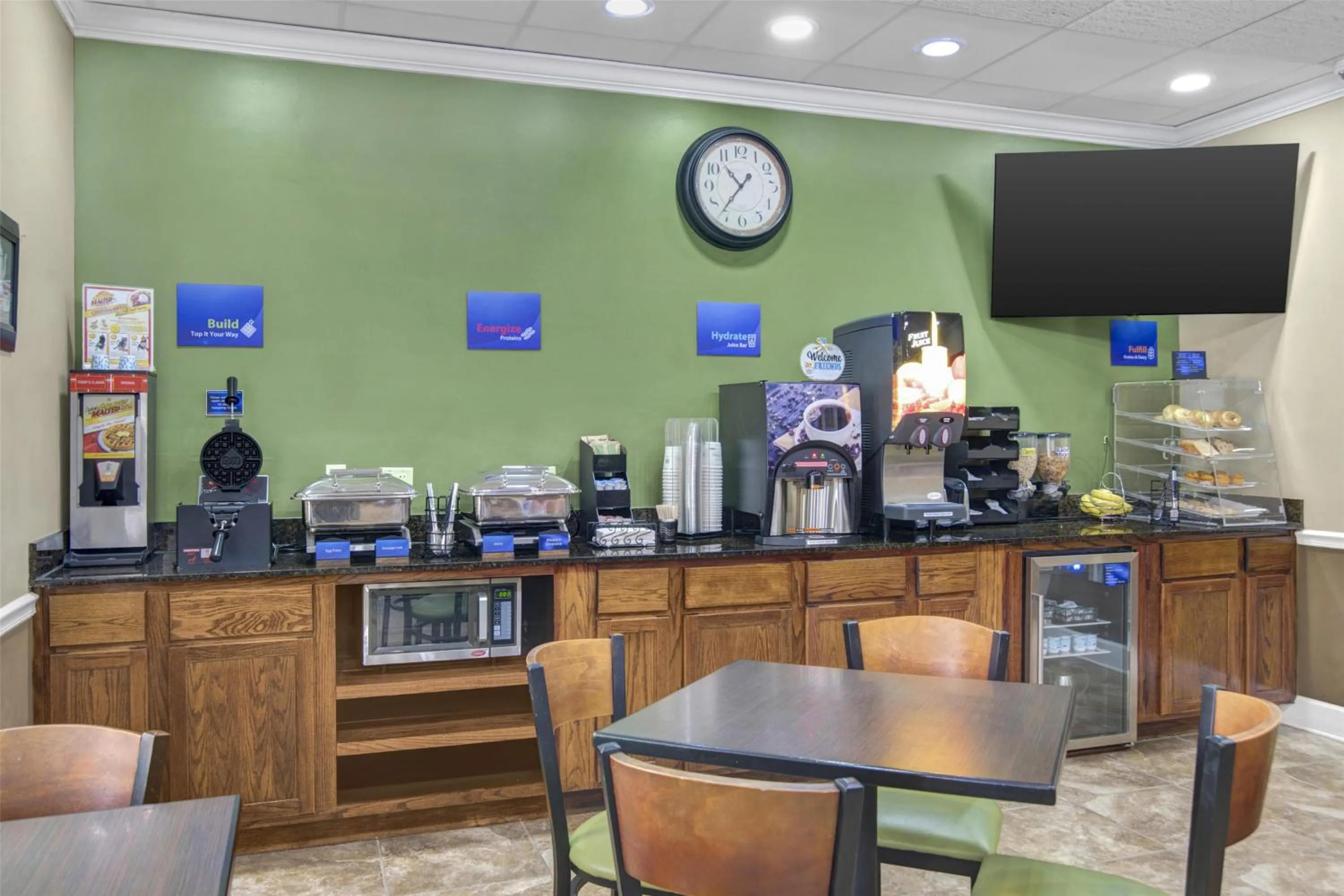 Breakfast in Best Western Opp Inn