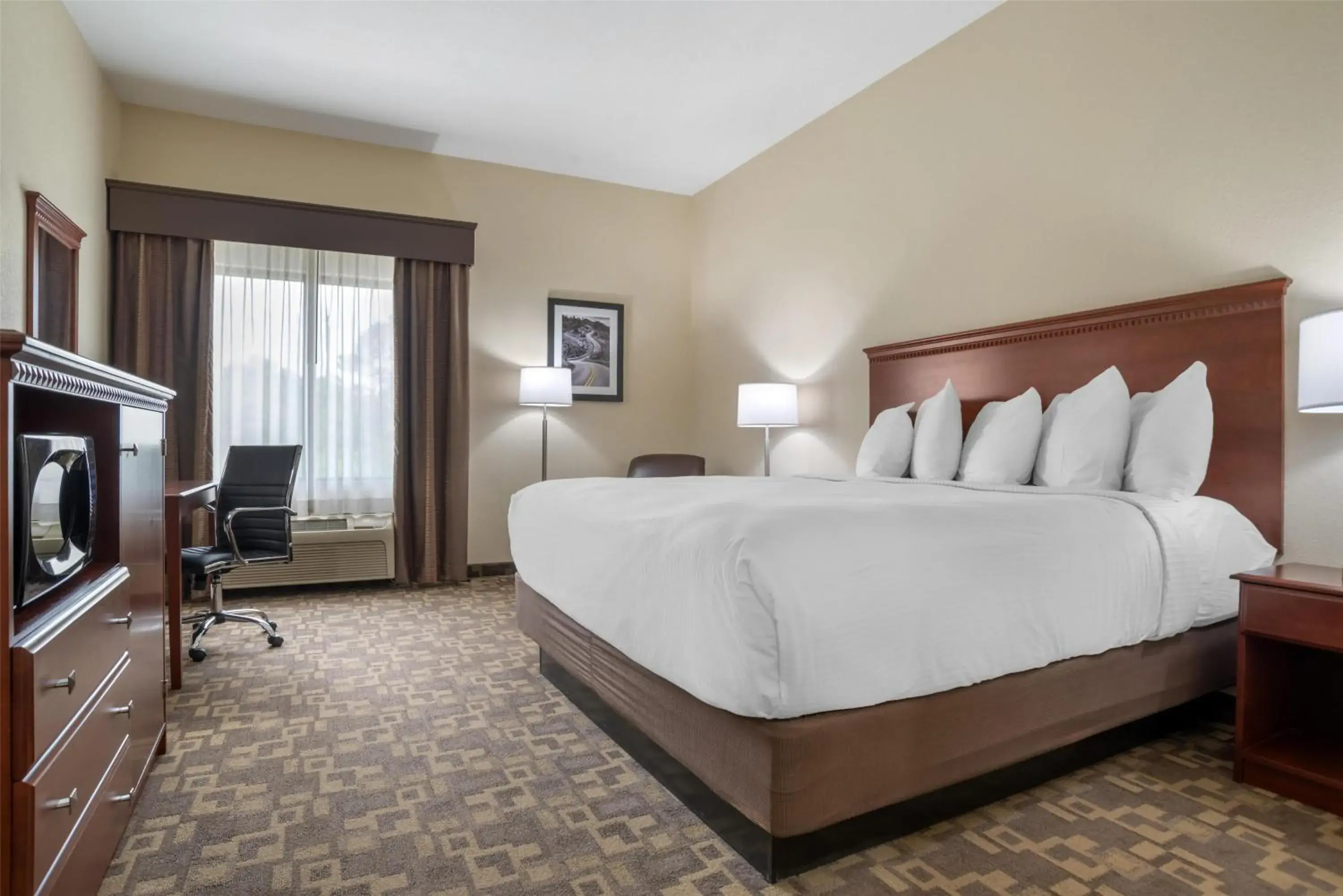 Bedroom, Bed in Best Western Opp Inn Bedroom, Bed in Best Western Opp Inn