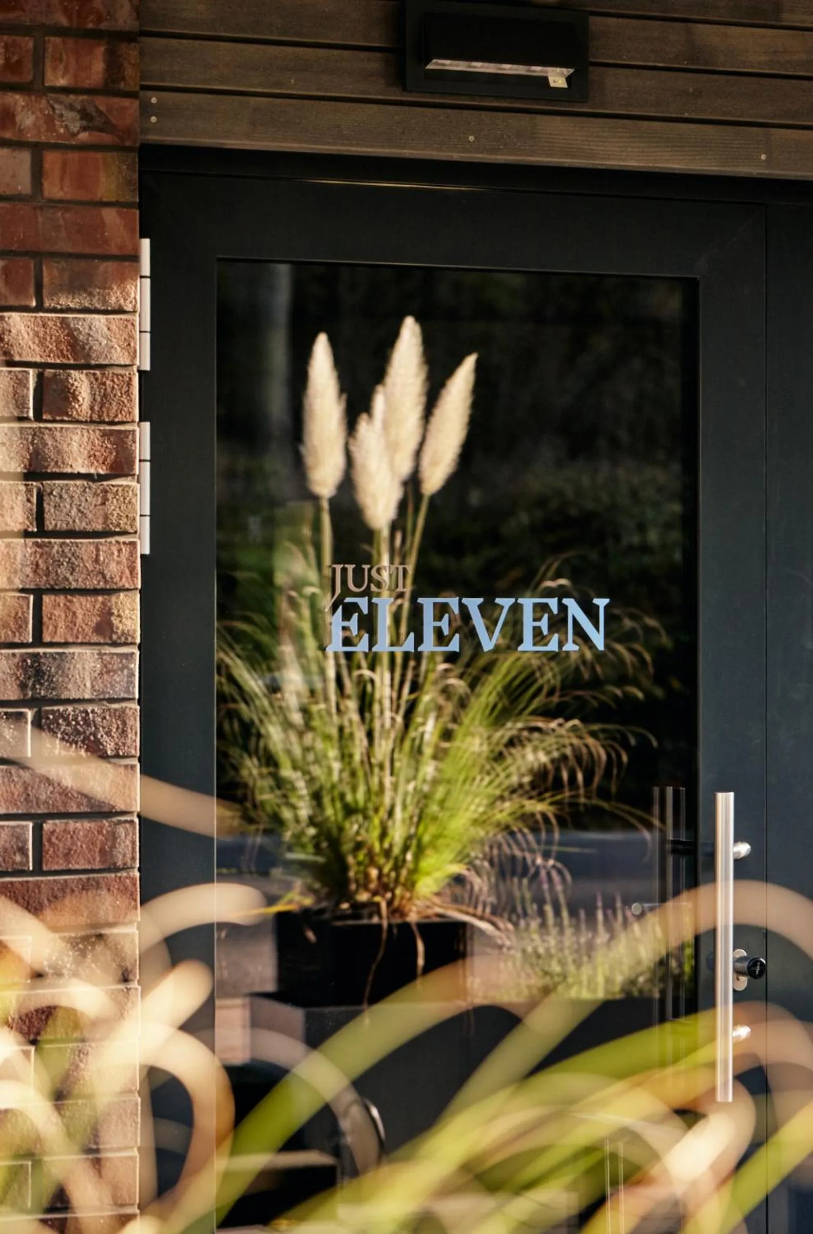 Facade/entrance in Just Eleven