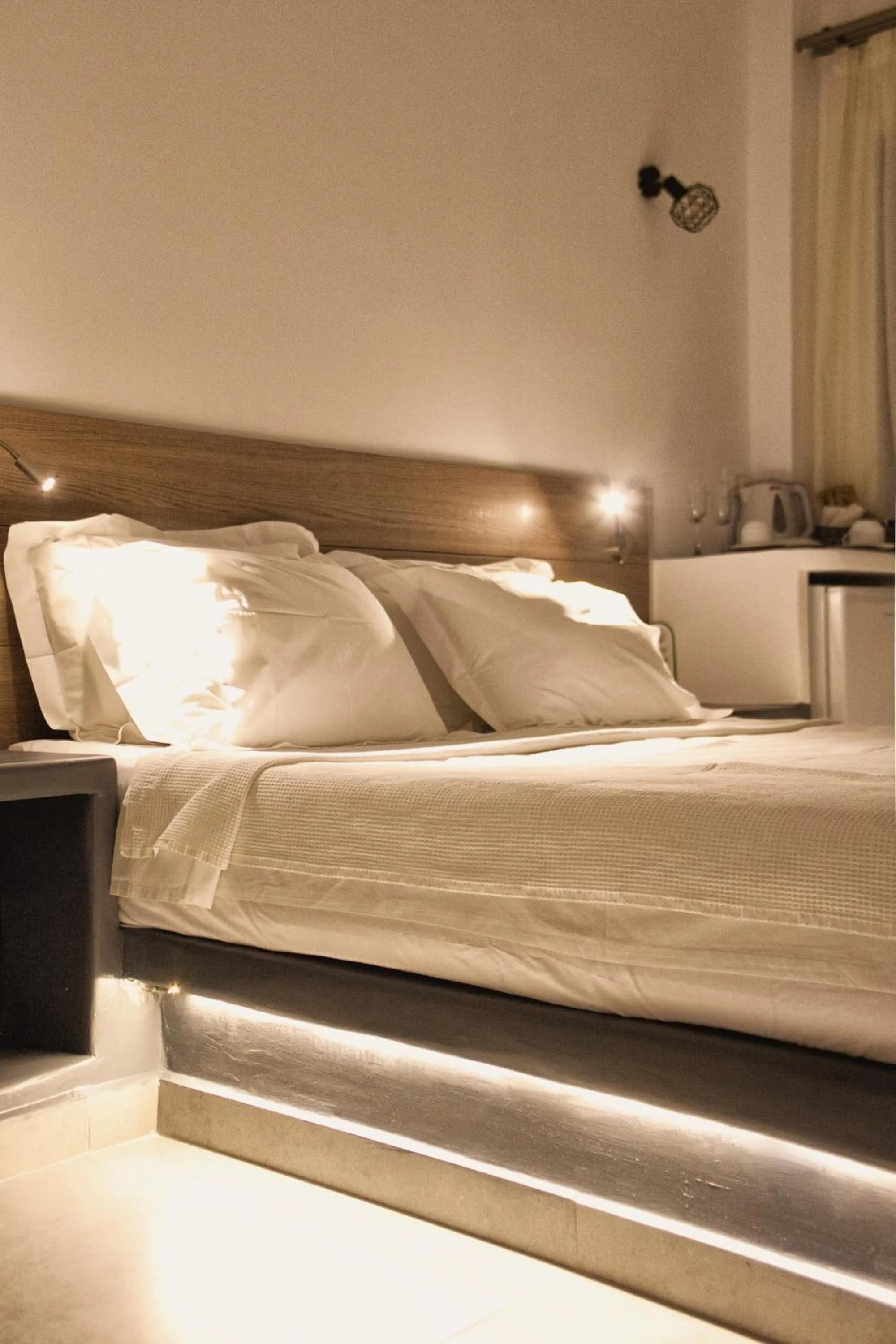 Bed in Villa Galaxy Santorini