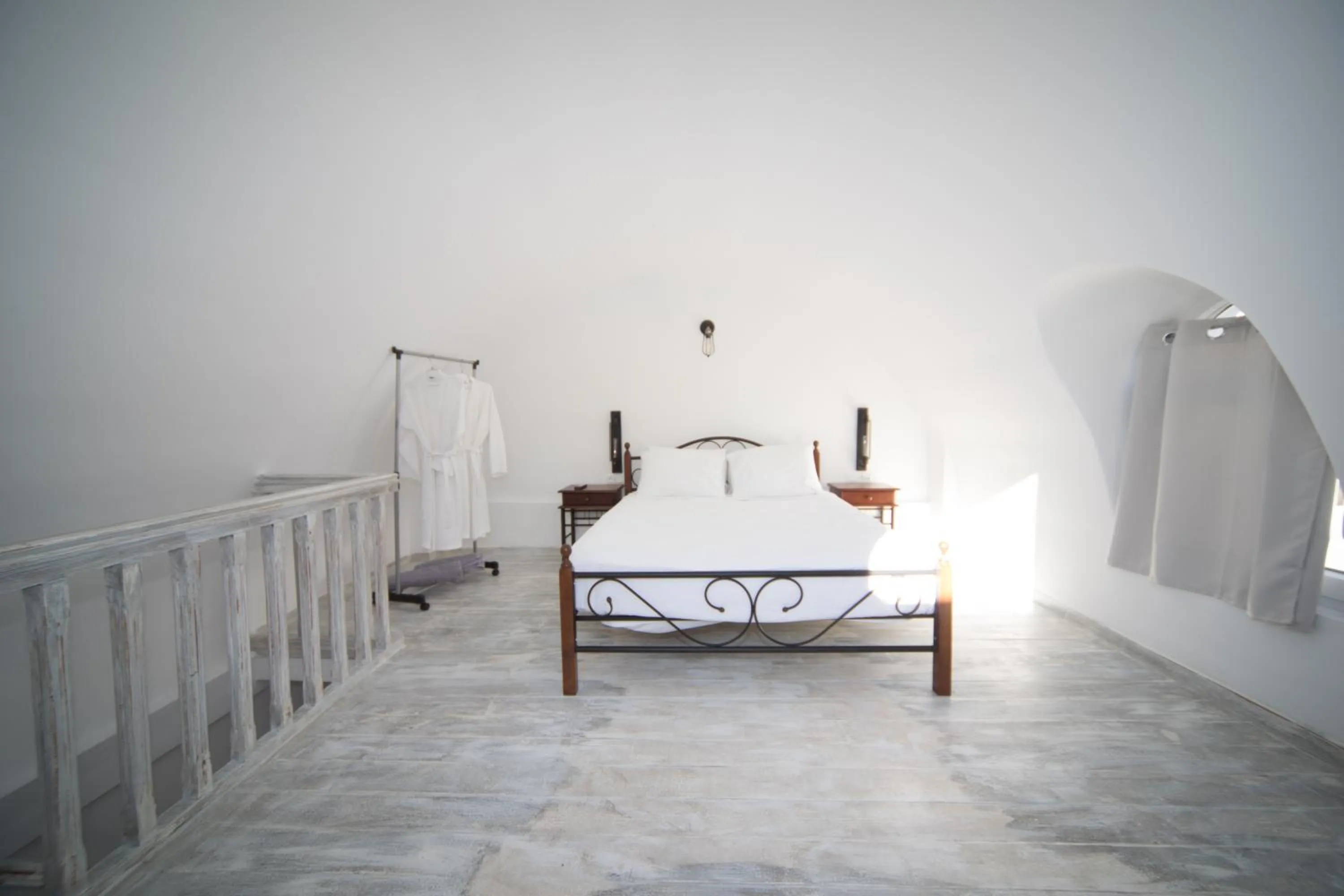 Spring, Bed in Villa Galaxy Santorini