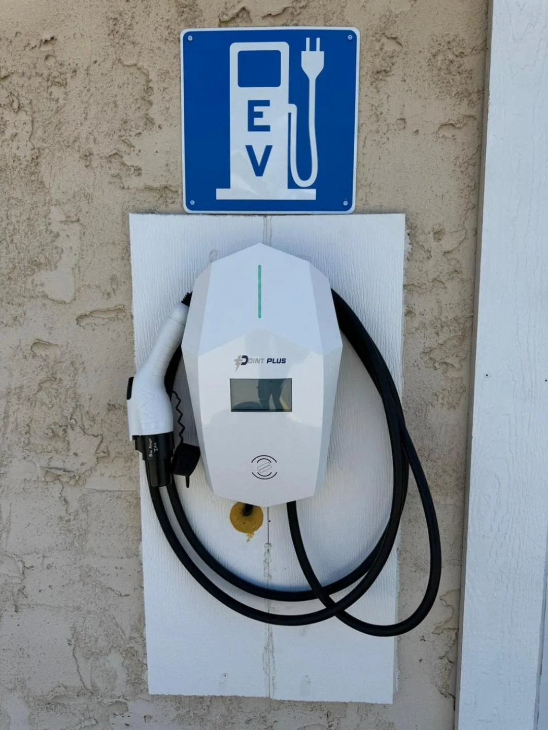 Parking in Bow River Inn