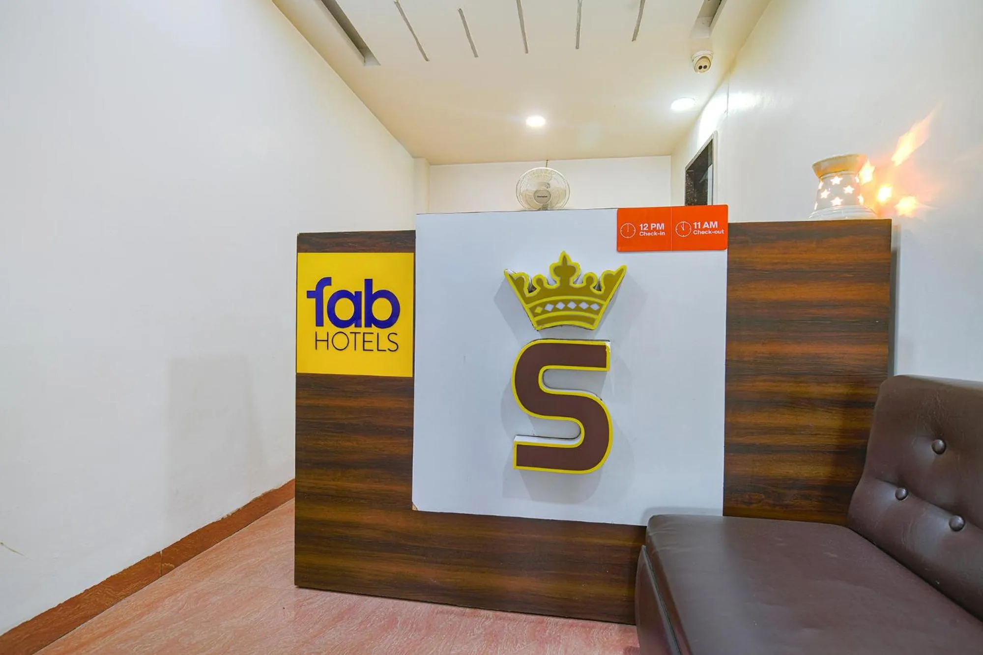 Lobby or reception in FabHotel S Pride