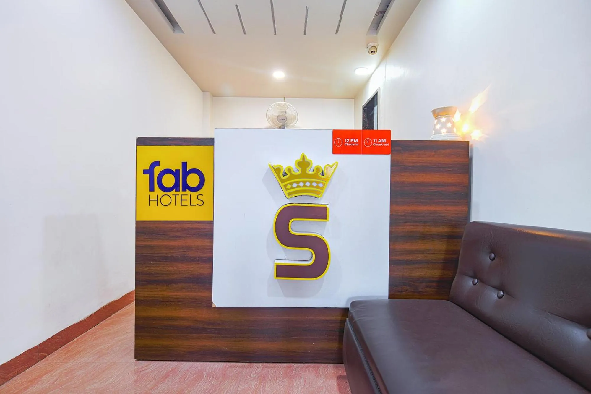 Lobby or reception in FabHotel S Pride