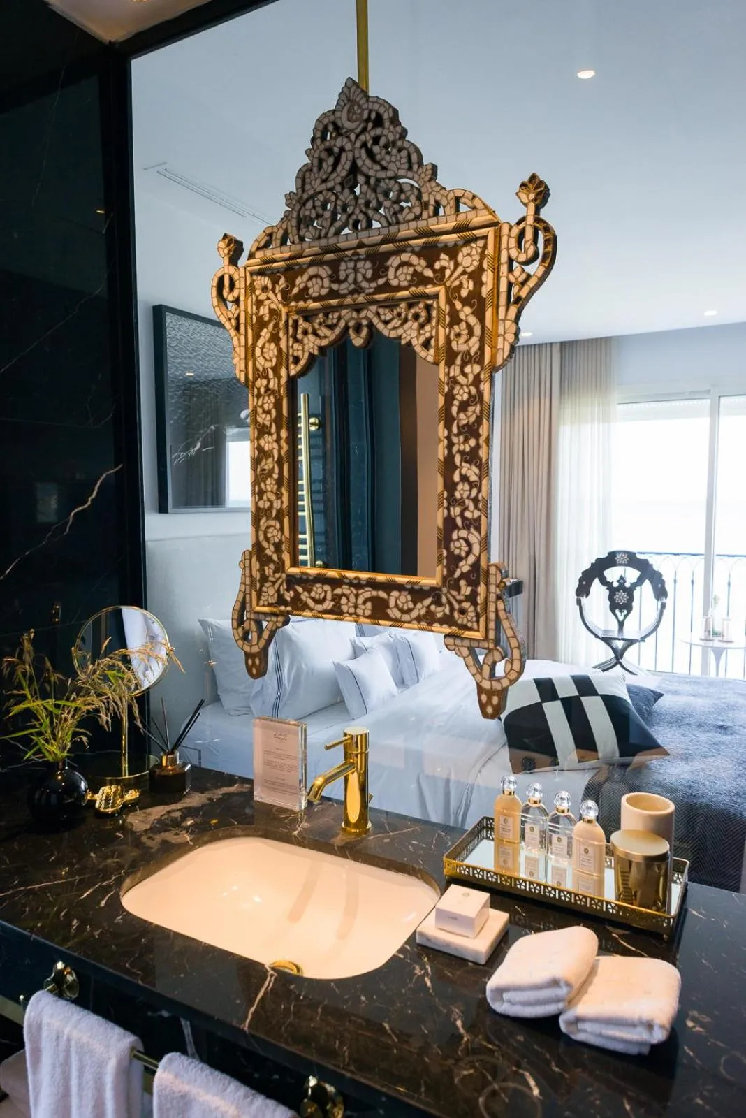 Bathroom, Bed in Maison Dedine- SmallLuxuryHotels -Adults Only