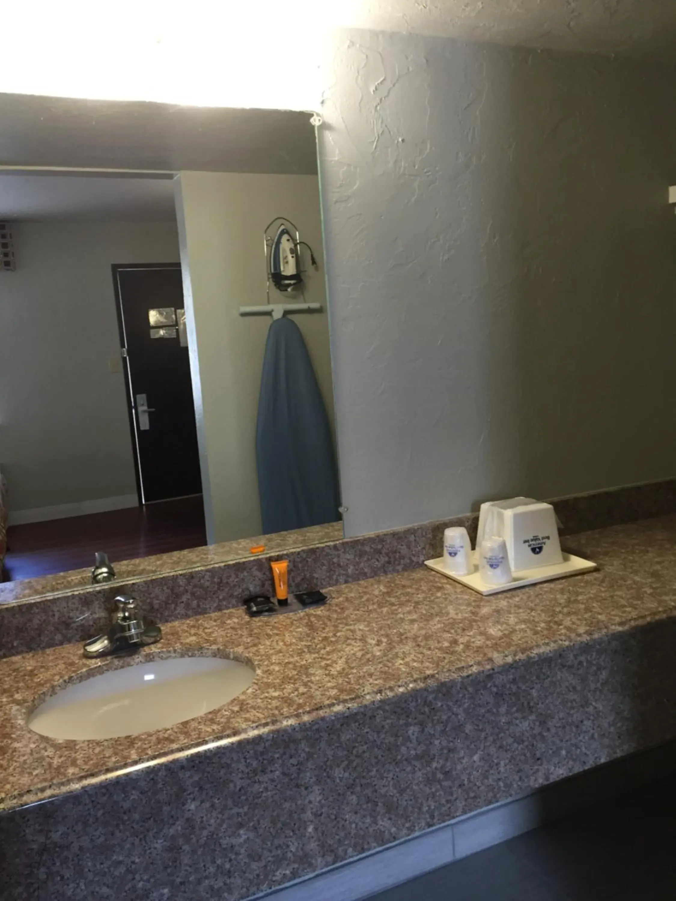 Bathroom in Americas Best Value Inn-Norman Bathroom in Americas Best Value Inn-Norman