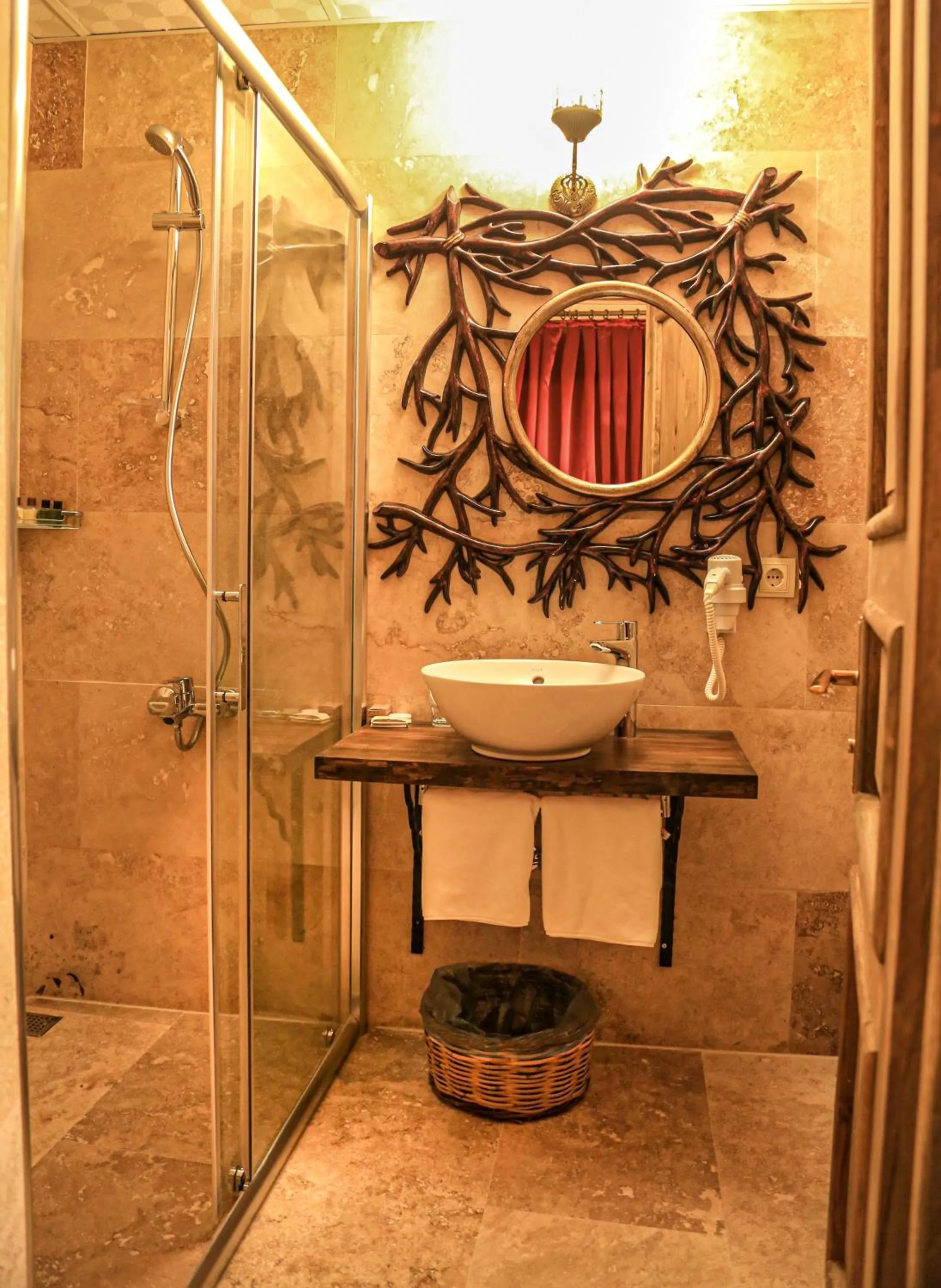 Shower in Corner İn Cappadocia