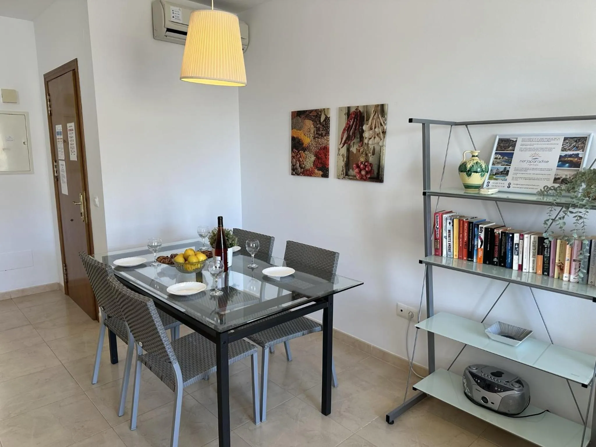 Dining area in Nerja Paradise Rentals - Apt Chimenea A1E