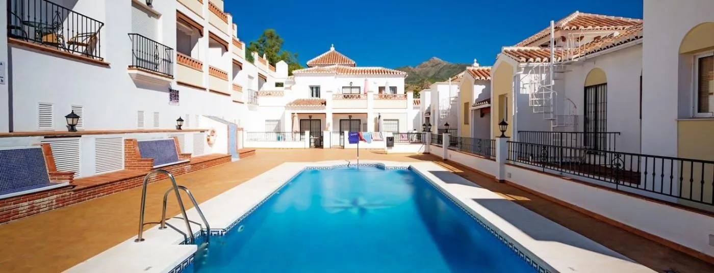 Swimming pool in Nerja Paradise Rentals - Apt Chimenea A1E