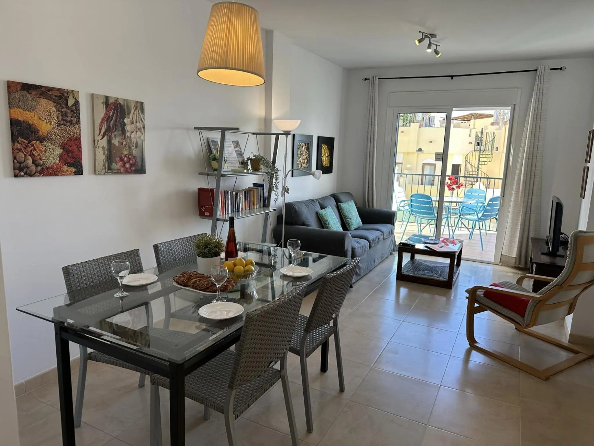 Communal lounge/ TV room in Nerja Paradise Rentals - Apt Chimenea A1E