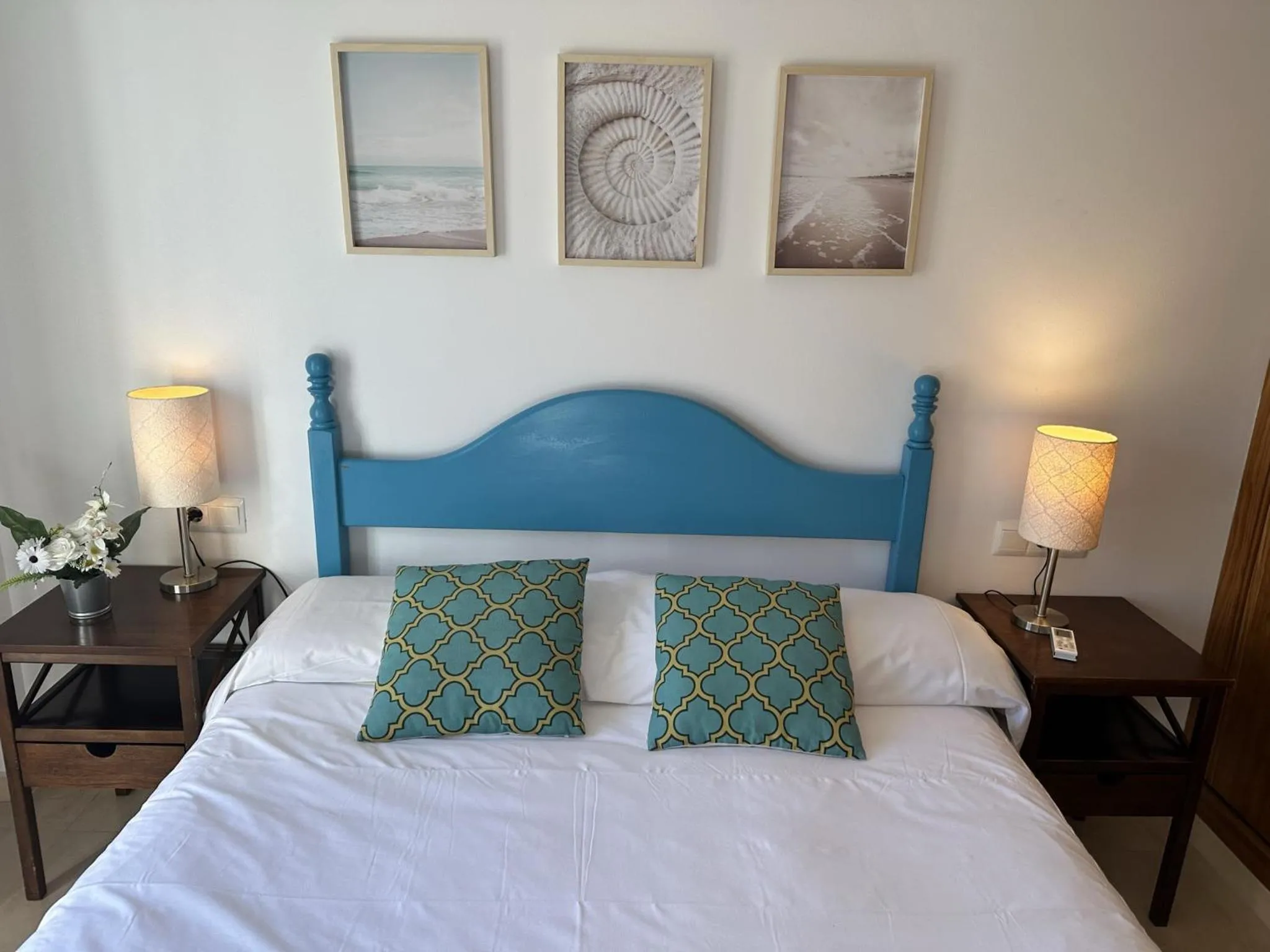 Bed in Nerja Paradise Rentals - Apt Chimenea A1E