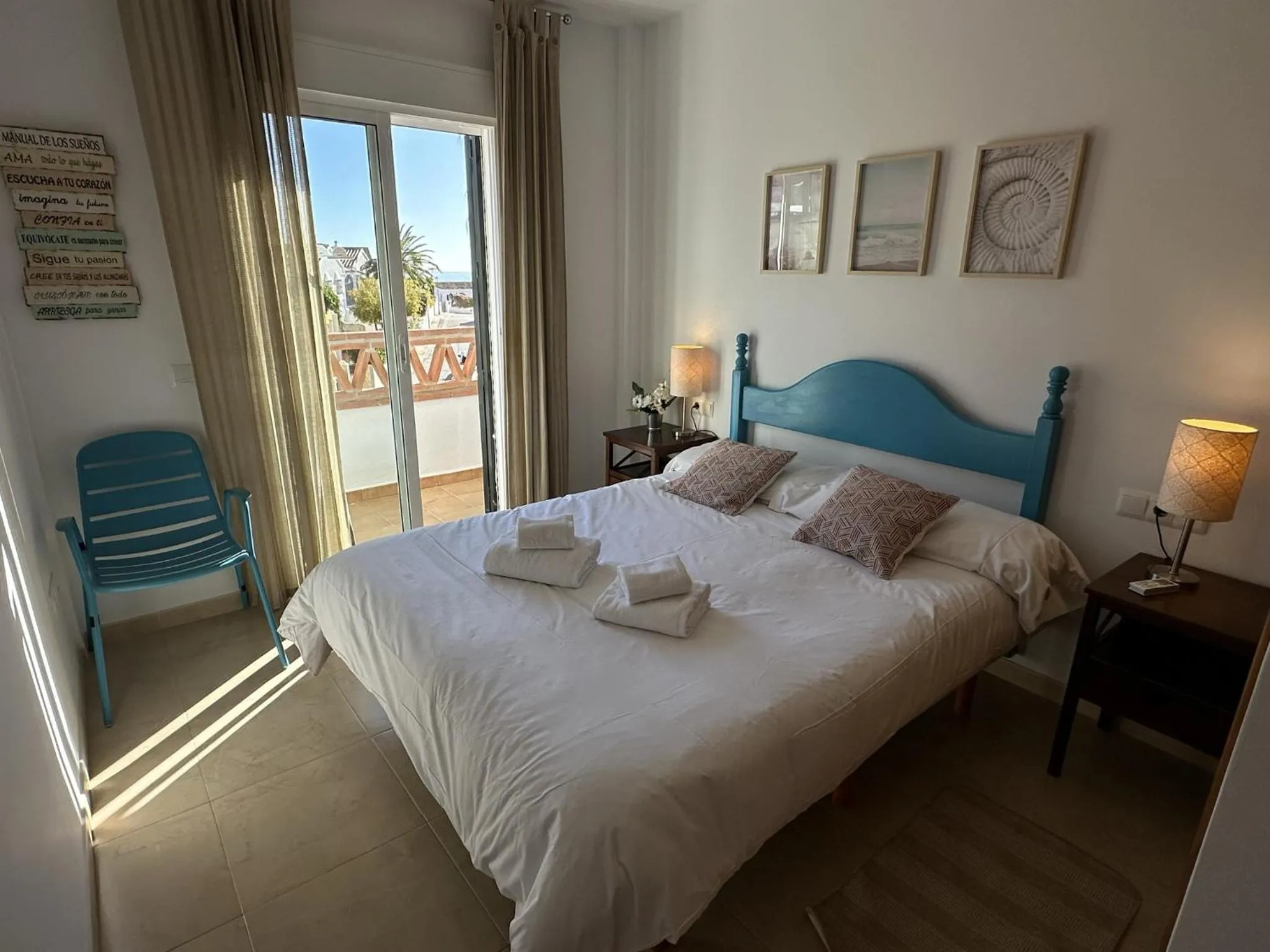 Bed in Nerja Paradise Rentals - Apt Chimenea A1E