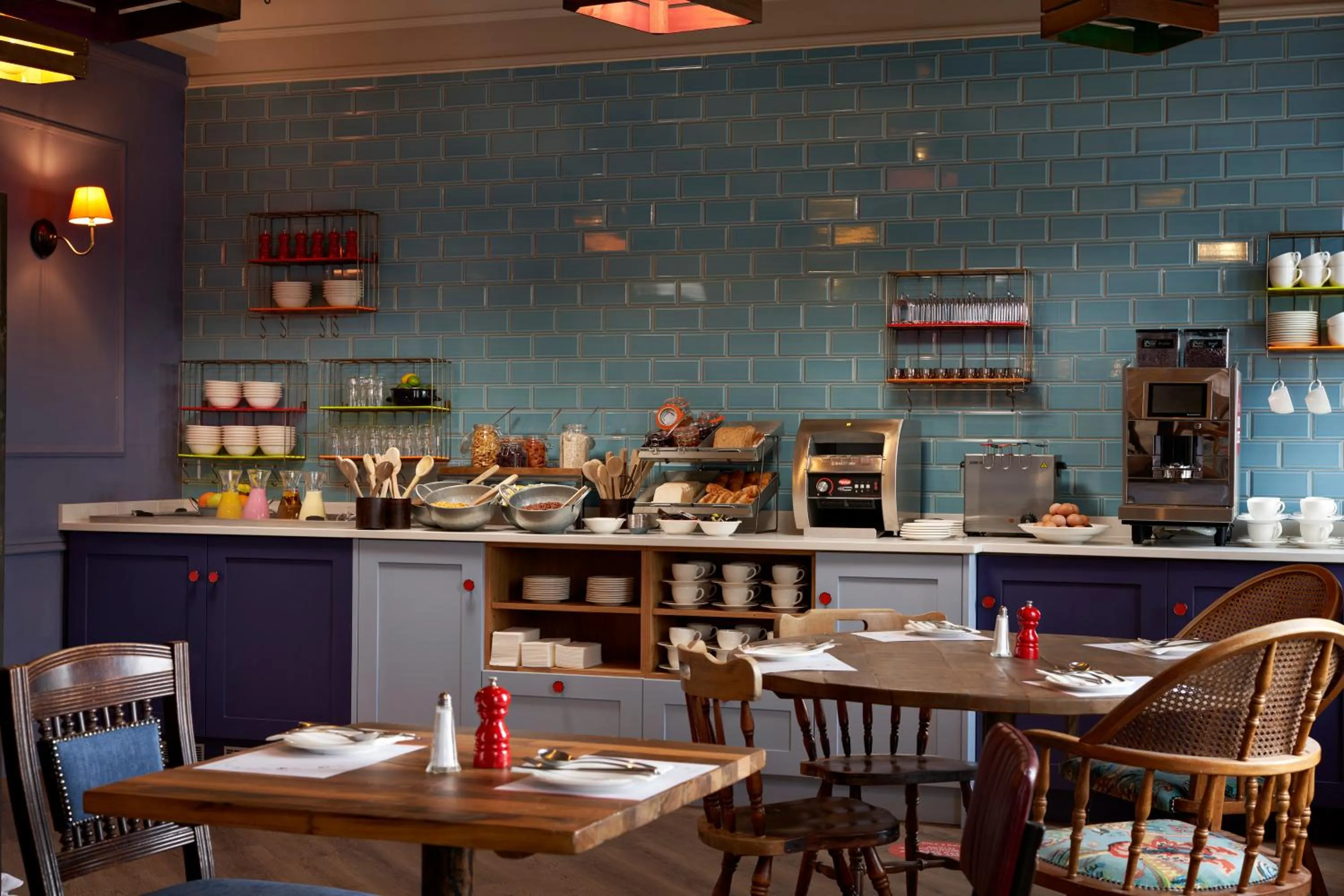 Buffet breakfast in Bike & Boot Inns Scarborough - Leisure Hotels for Now