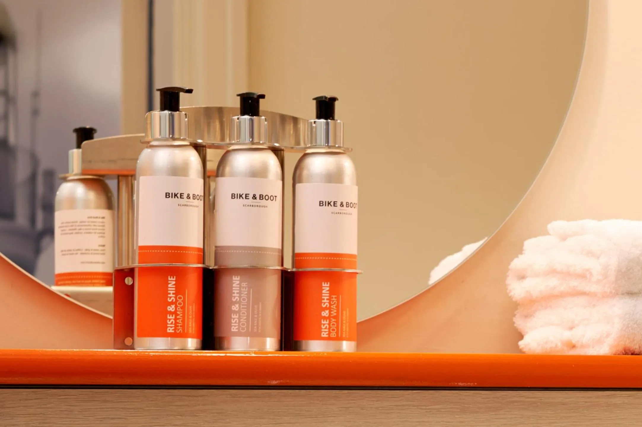 Shower in Bike & Boot Inns Scarborough - Leisure Hotels for Now