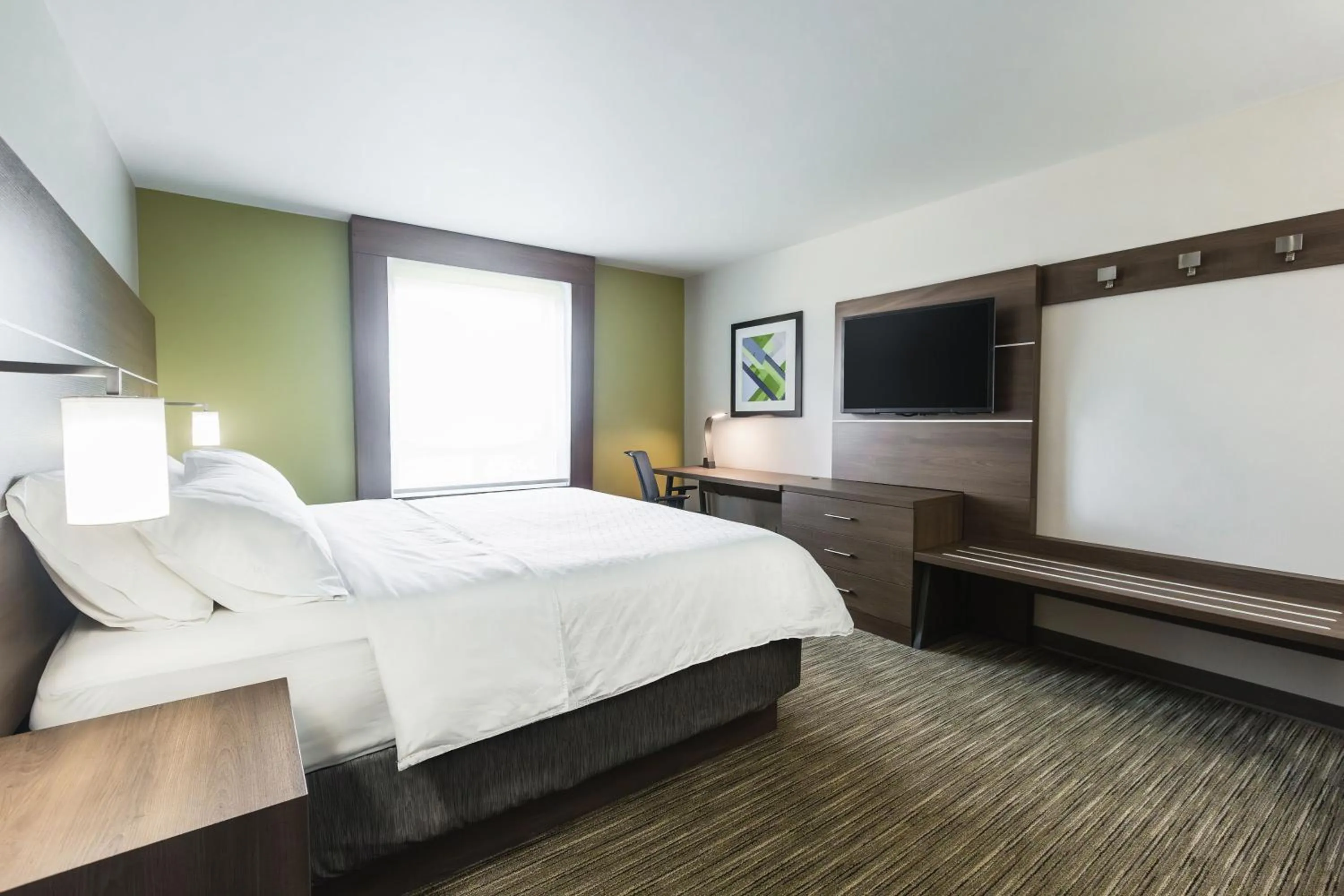 Bed in Holiday Inn Express & Suites-Regina-South by IHG