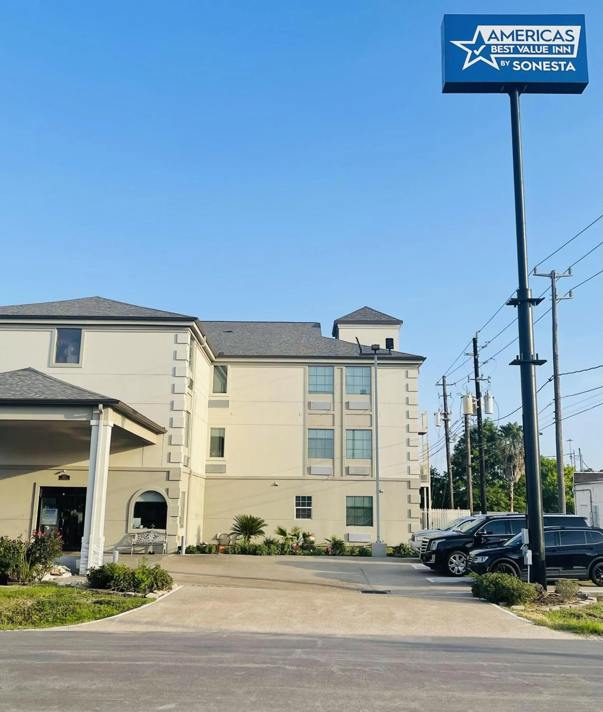 Property building in Americas Best Value Inn La Porte Property building in Americas Best Value Inn La Porte