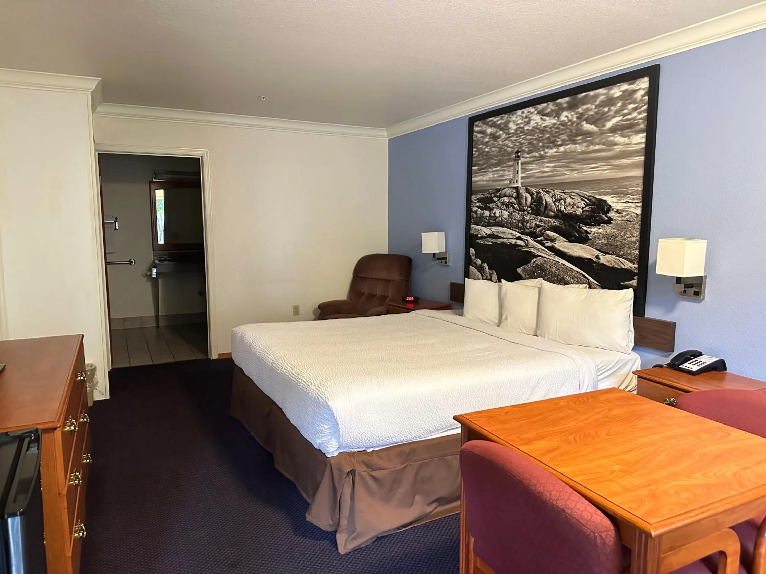 Bed in Super 8 by Wyndham Willits