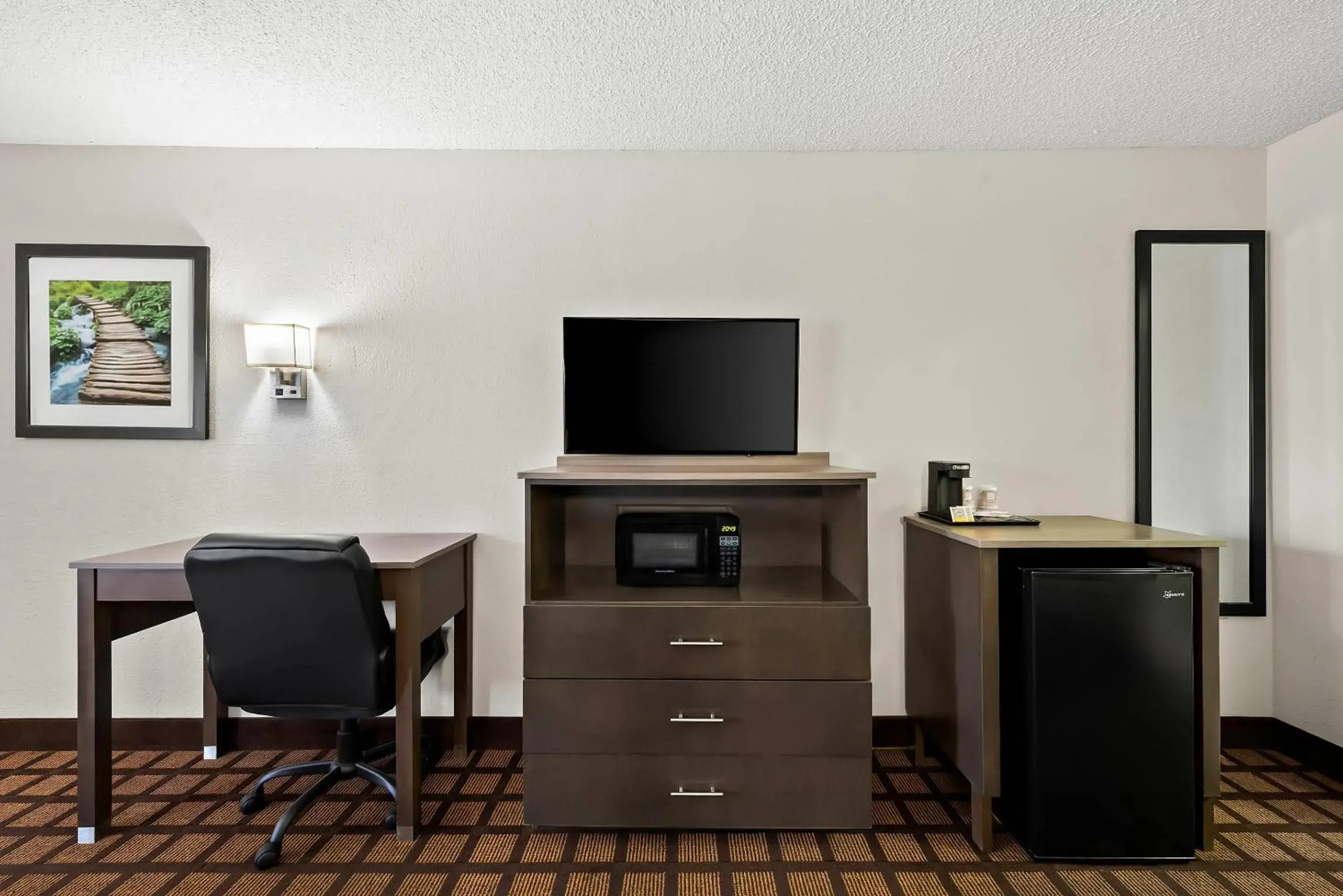 Bedroom in Quality Inn Raeford Bedroom in Quality Inn Raeford