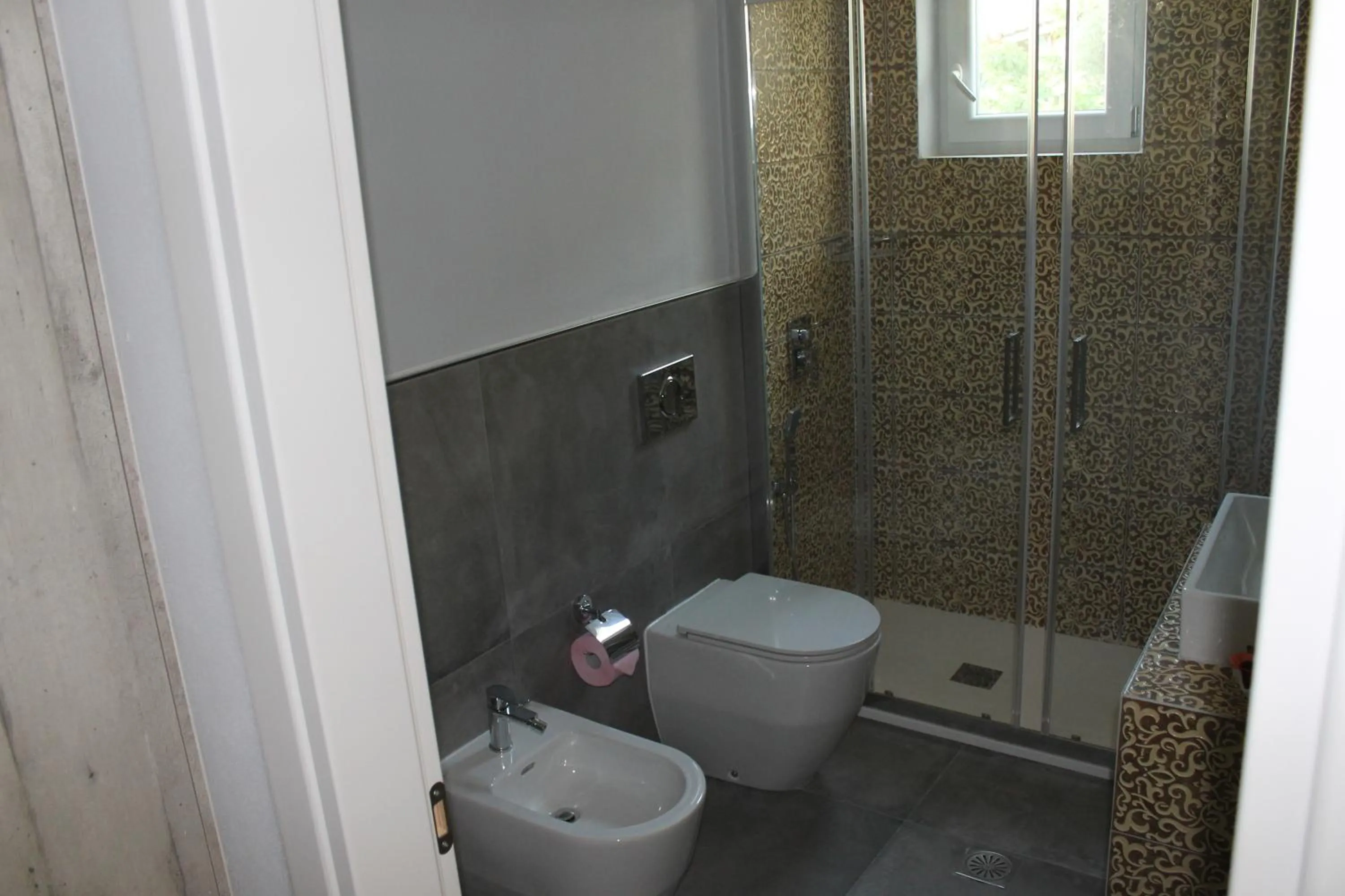 Bathroom in Olive Luxury Rooms