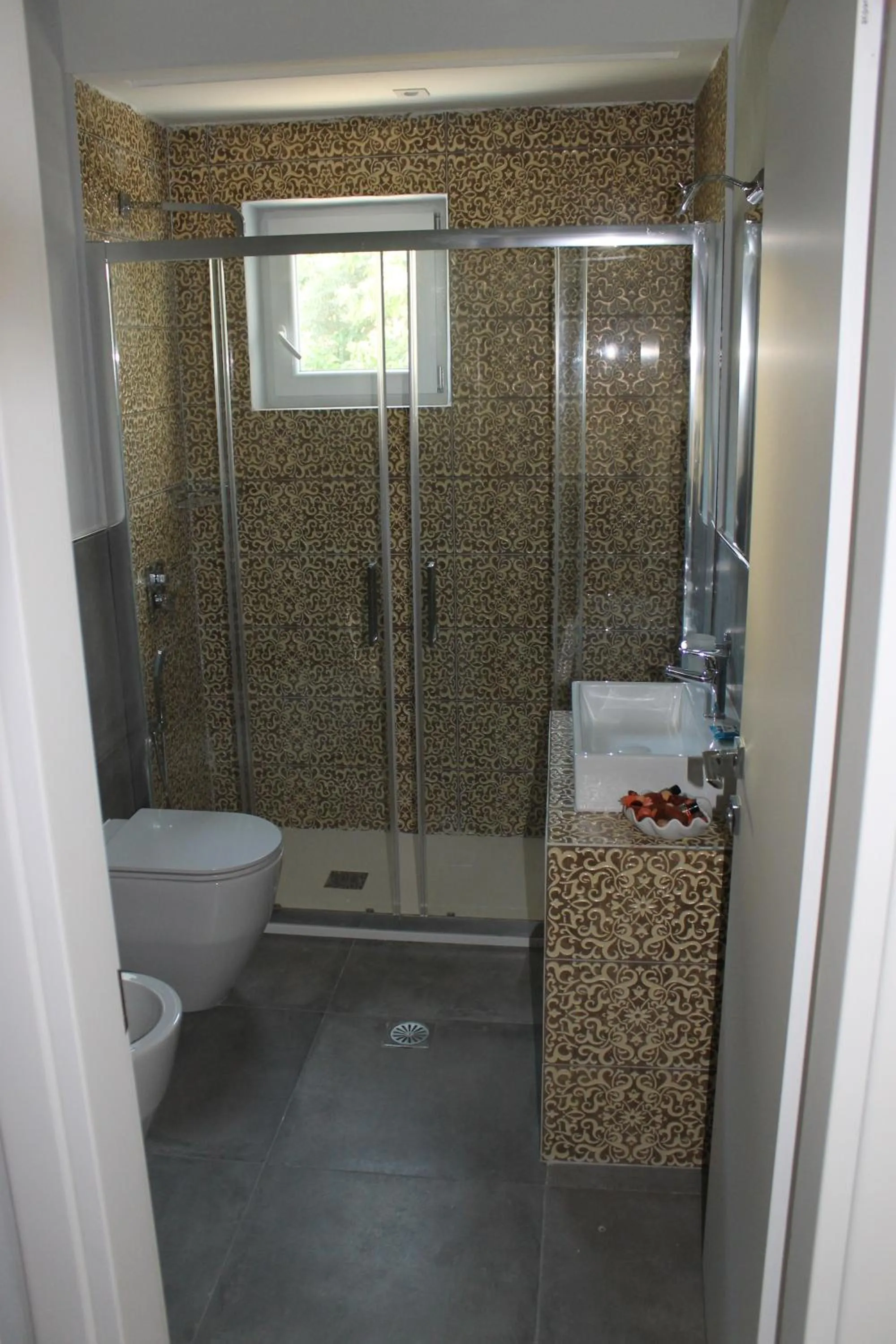 Bathroom in Olive Luxury Rooms