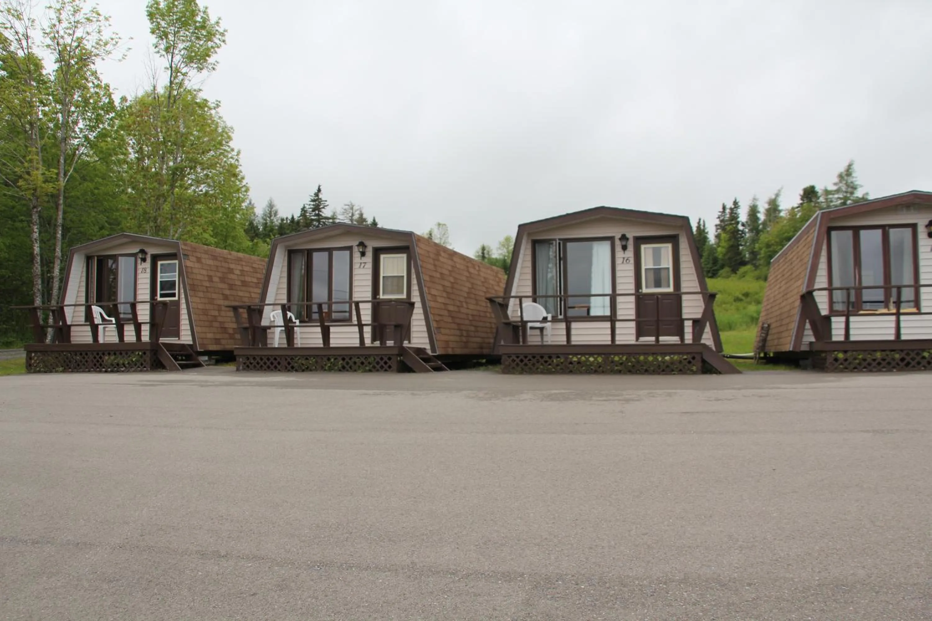 Facade/entrance in Cabot Trail Motel