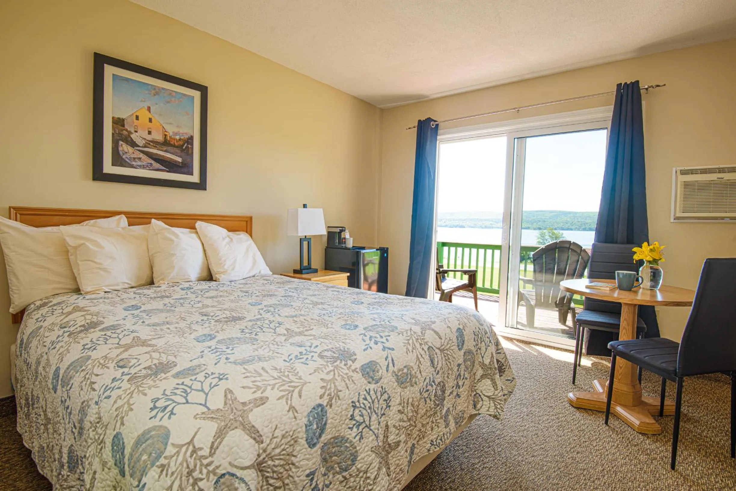 Bed in Cabot Trail Motel