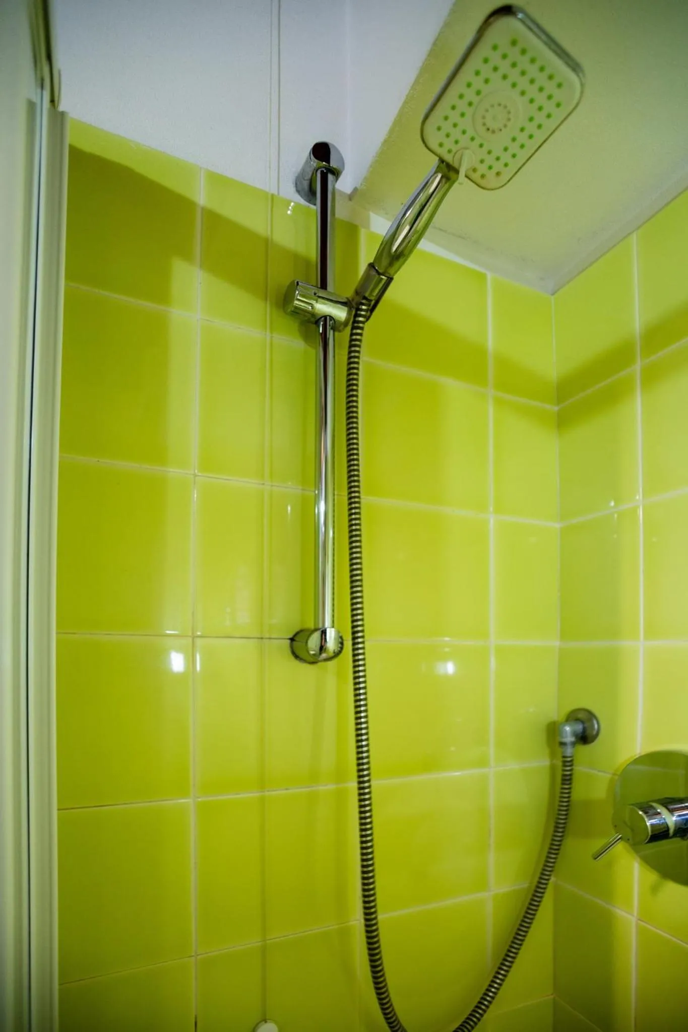 Shower in Mazzini Suite