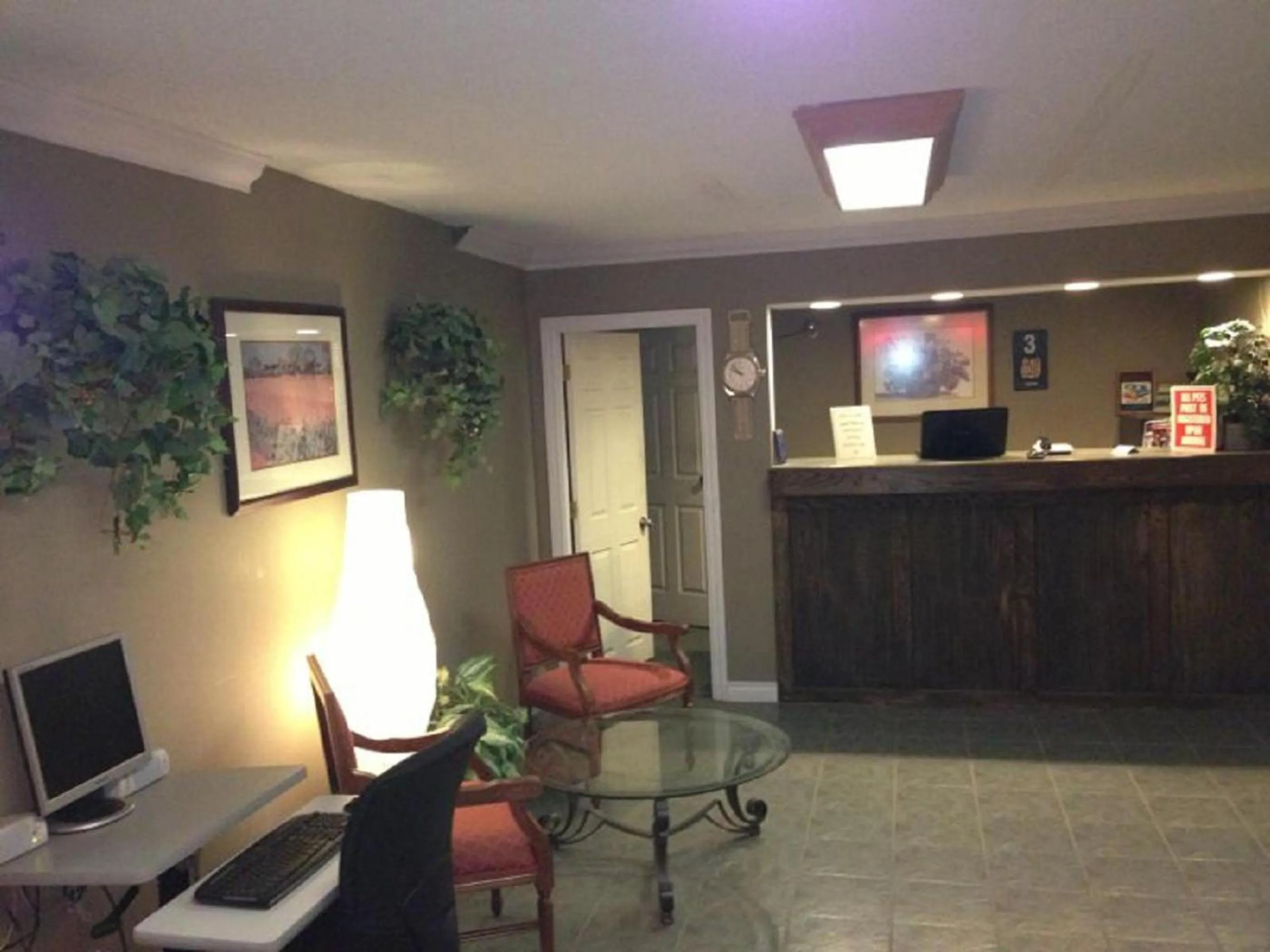 Lobby or reception in Cache Creek Inn