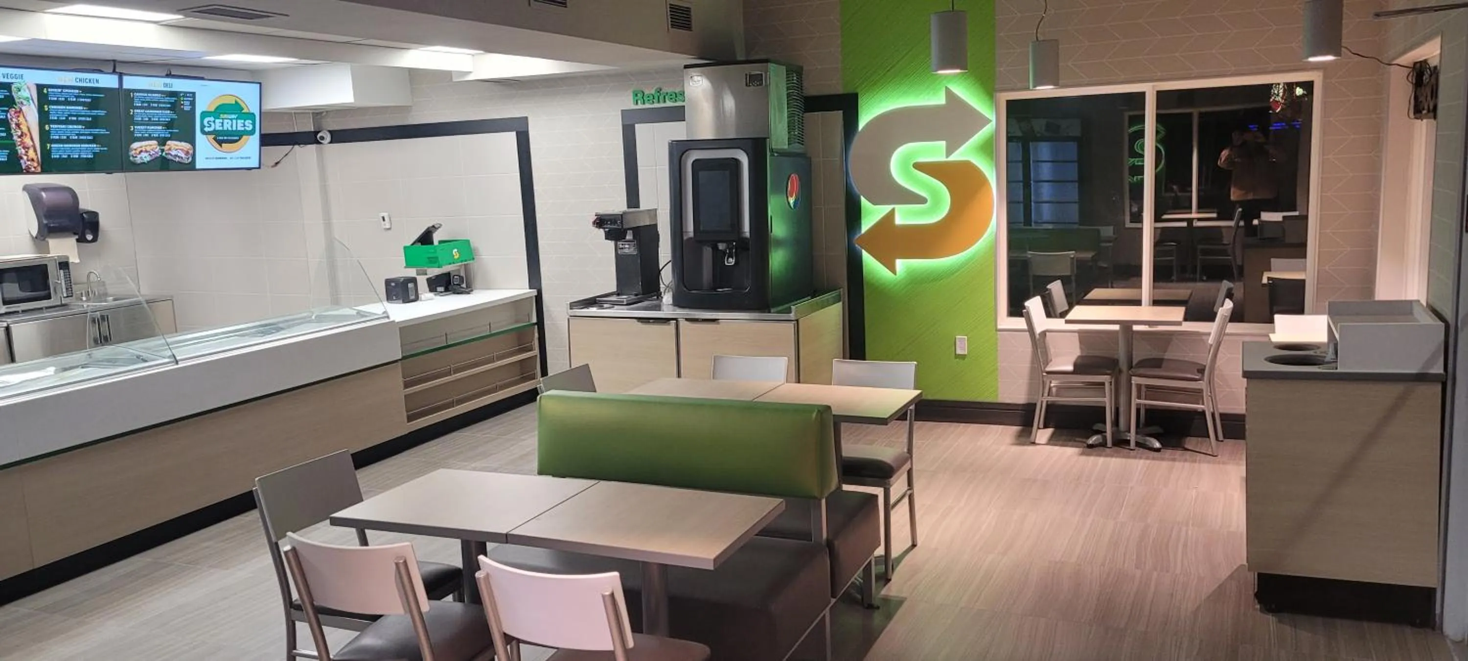 Restaurant/places to eat in Cache Creek Inn