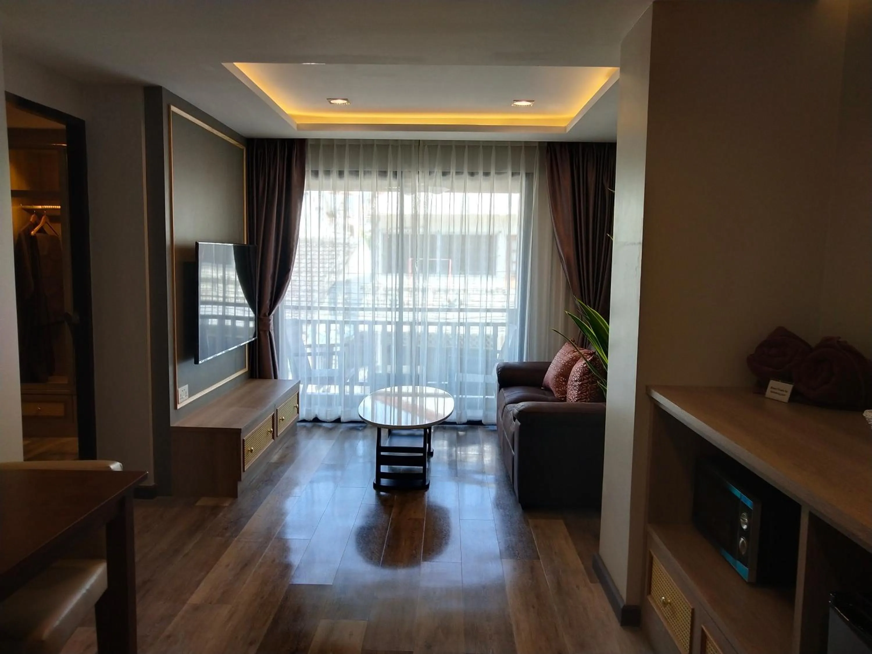 TV and multimedia in Hotel De Sripoom