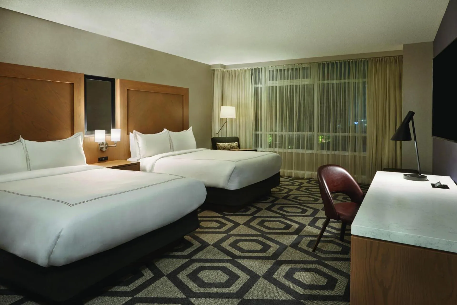 Photo of the whole room, Bed in Caesars Windsor, A Caesars Destination