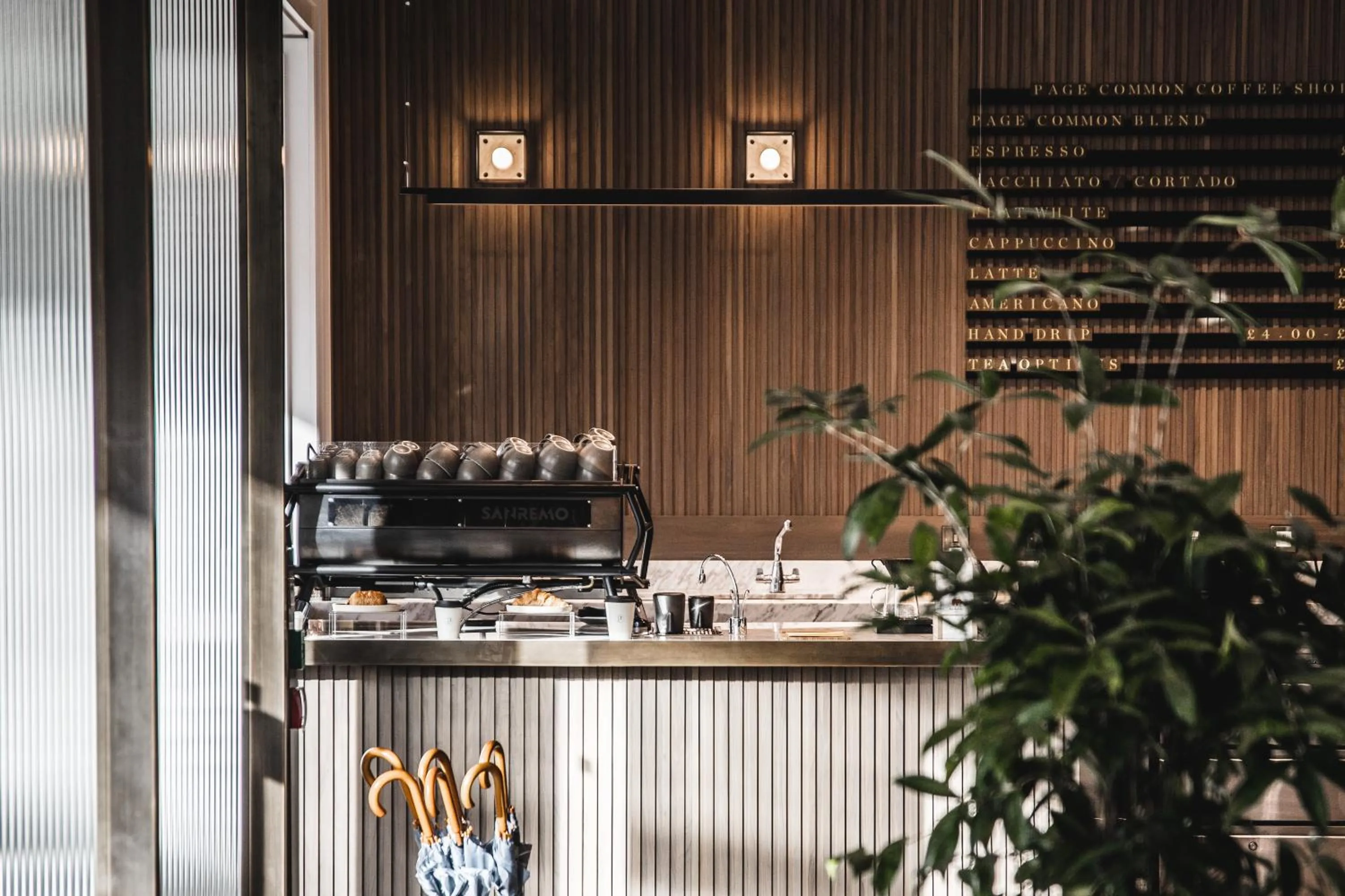 Restaurant/places to eat in Page8, Page Hotels