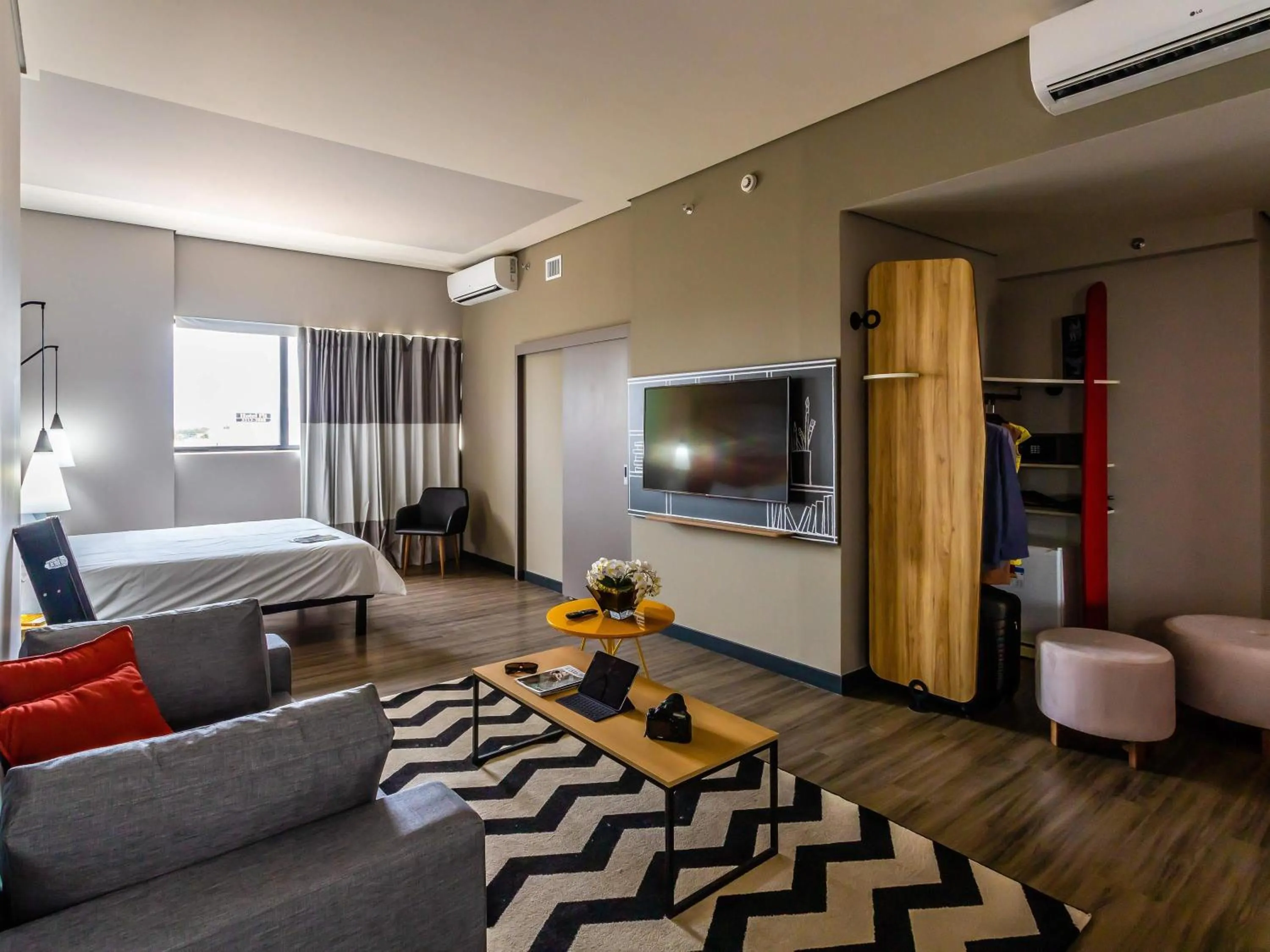 Bedroom, Bed in ibis Palmas Avenida JK