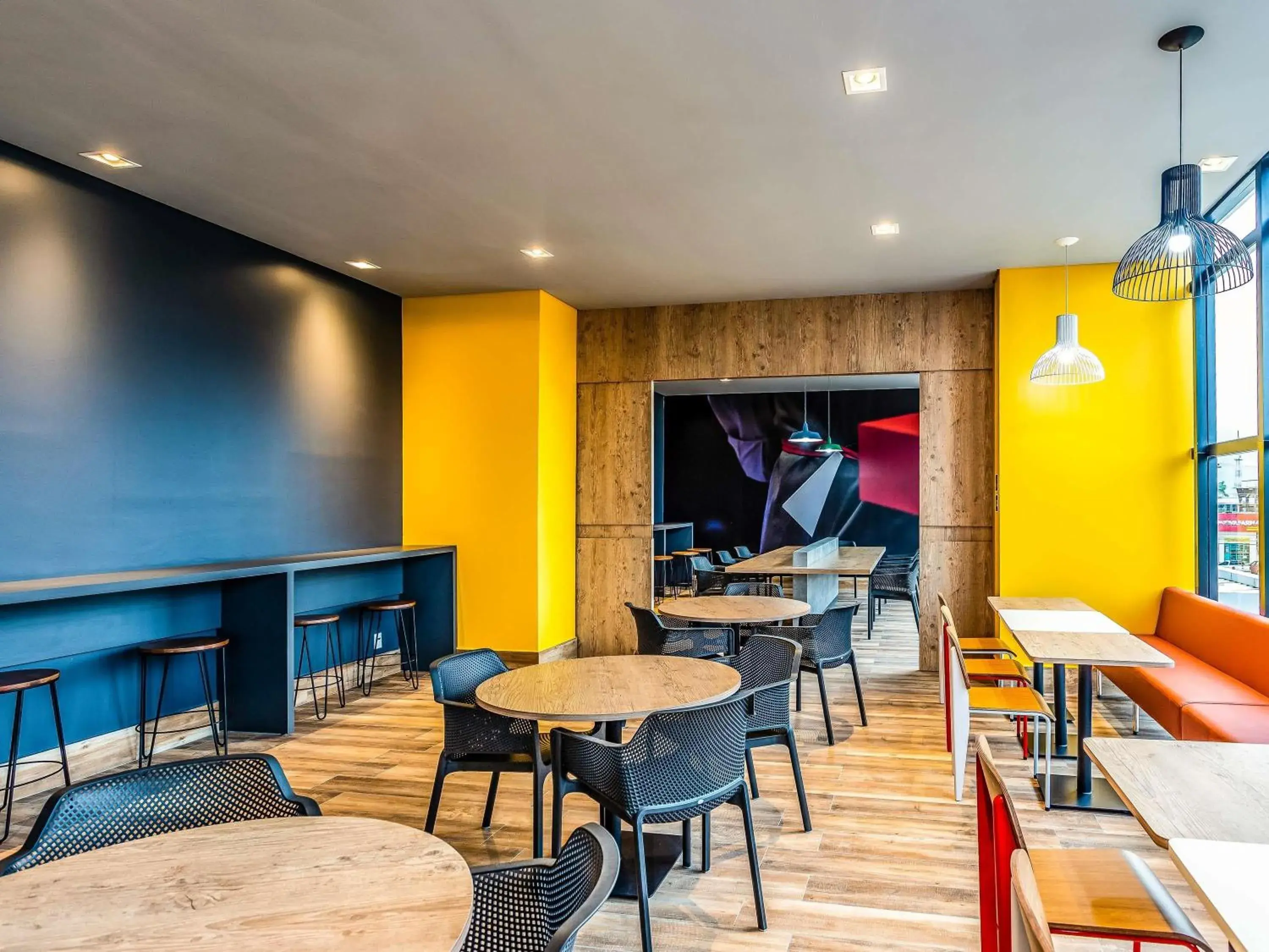 Lounge or bar in ibis Palmas Avenida JK Lounge or bar in ibis Palmas Avenida JK