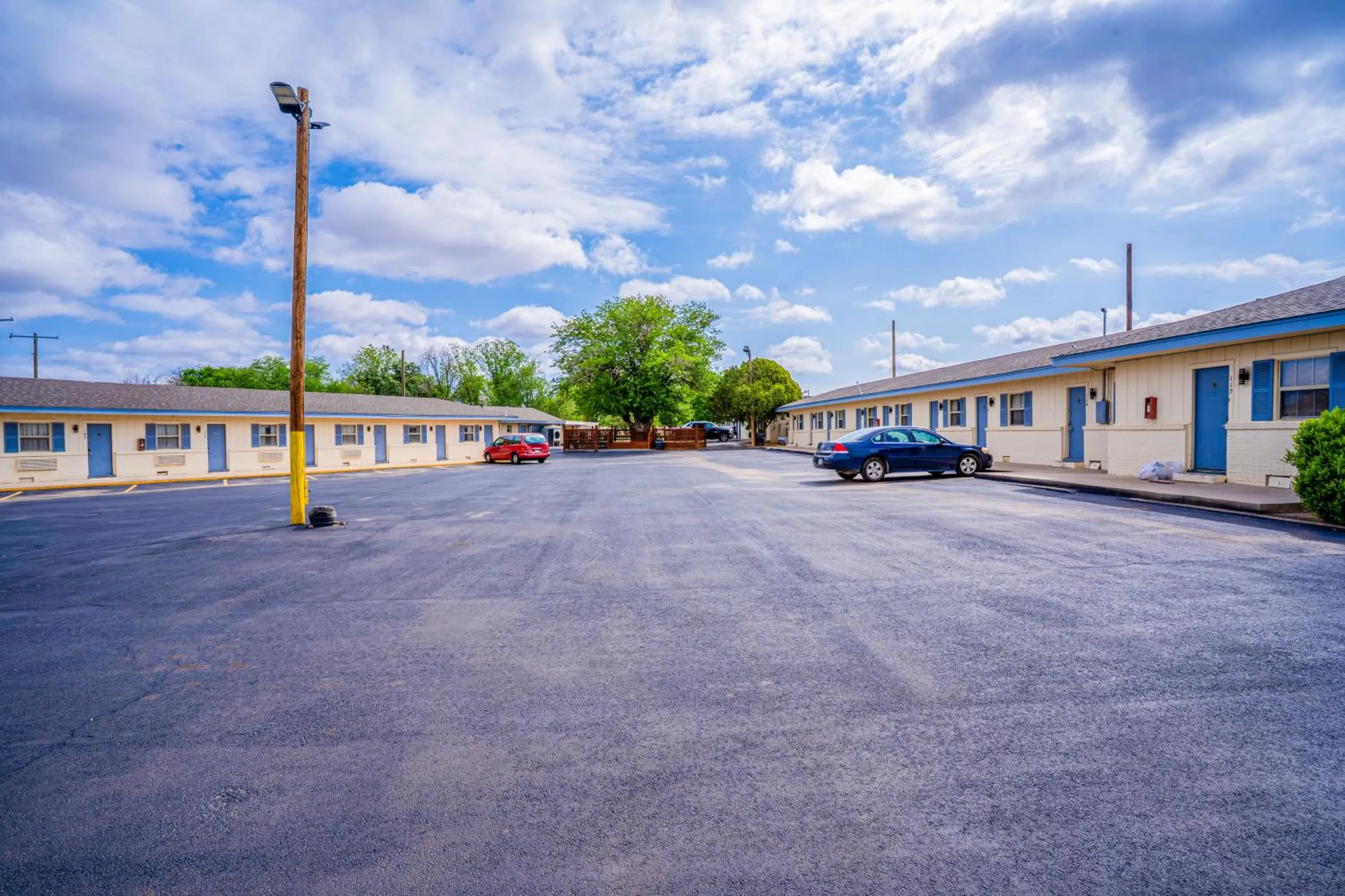 Parking in Purple Sage By OYO Snyder TX