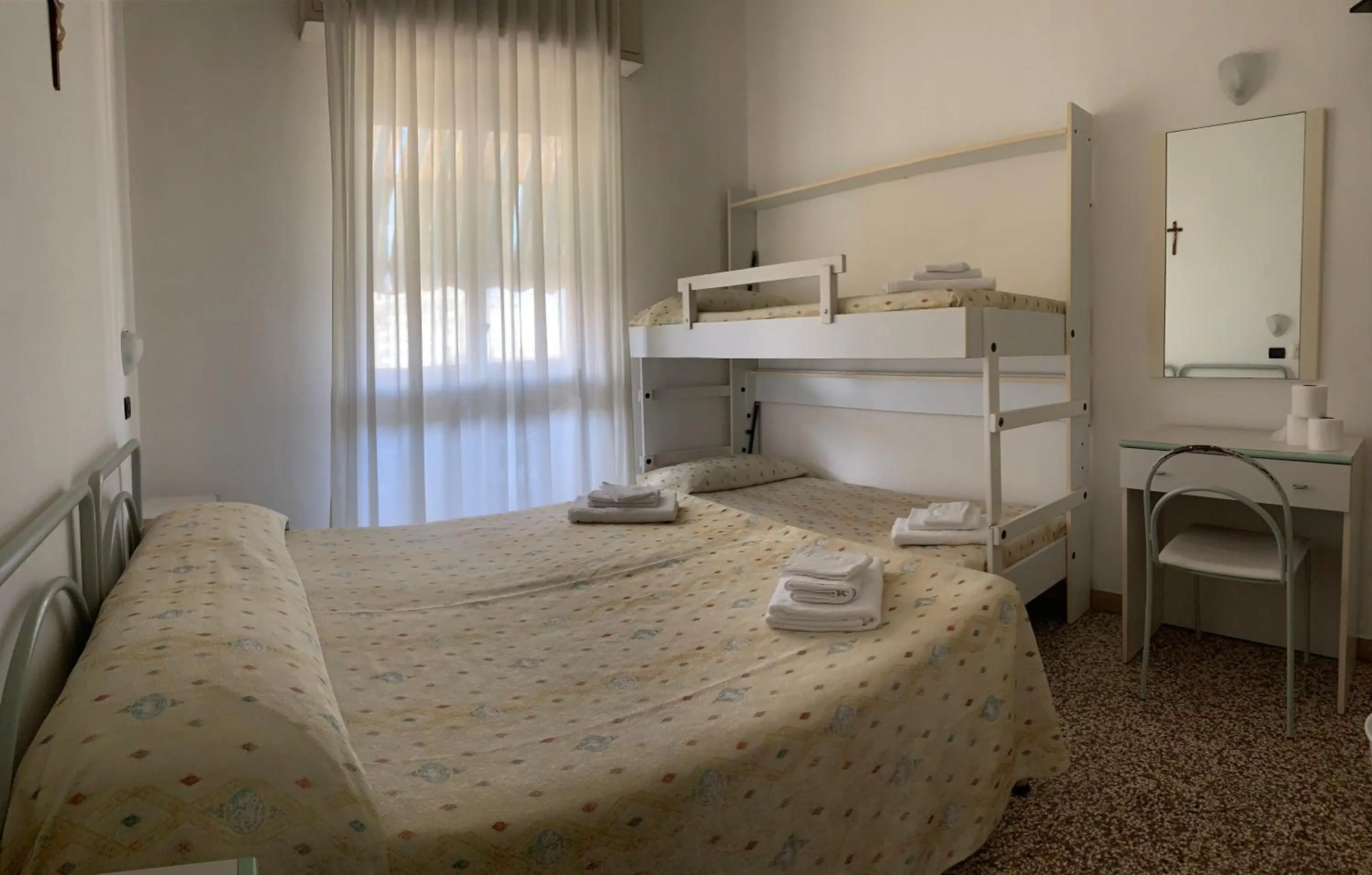 bunk bed, Bed in Hotel Del Vecchio