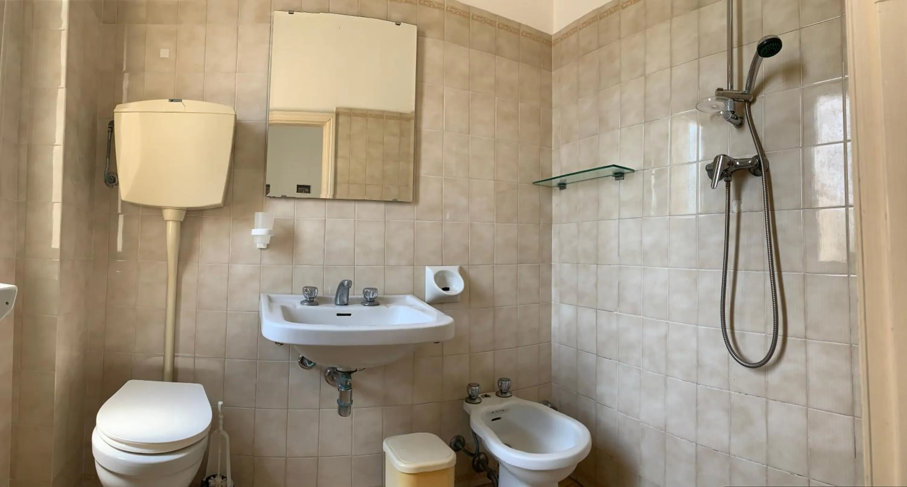Bathroom in Hotel Del Vecchio