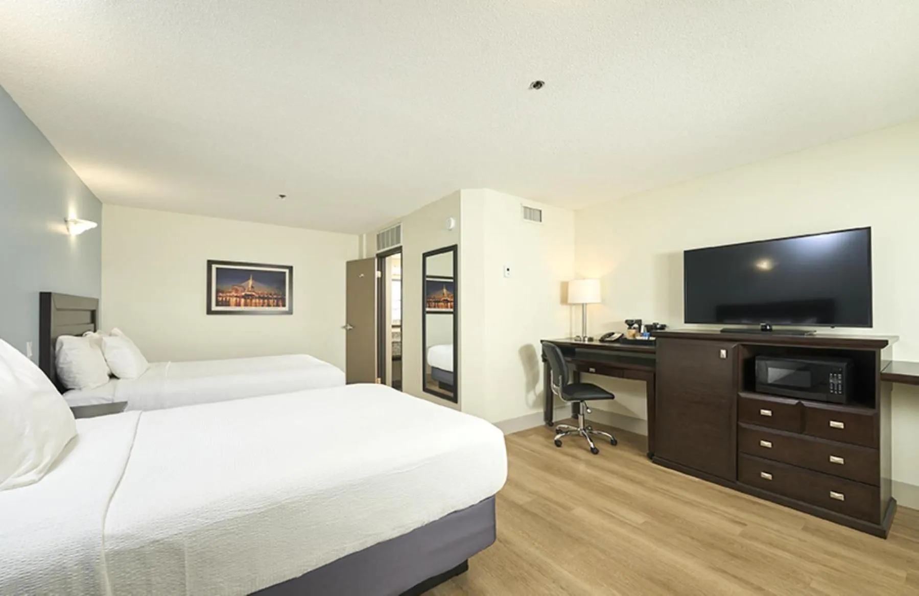 Bedroom, Bed in Canad Inns Destination Centre Fort Garry