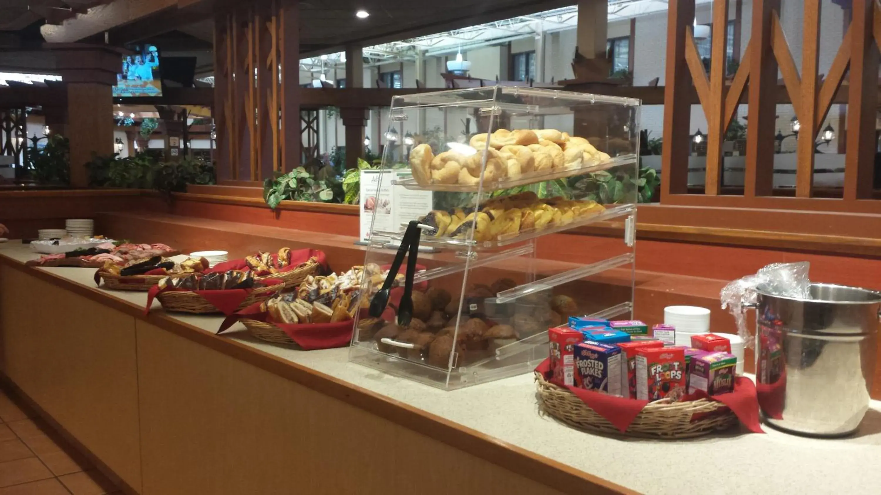 Restaurant/places to eat in Canad Inns Destination Centre Fort Garry Restaurant/places to eat in Canad Inns Destination Centre Fort Garry