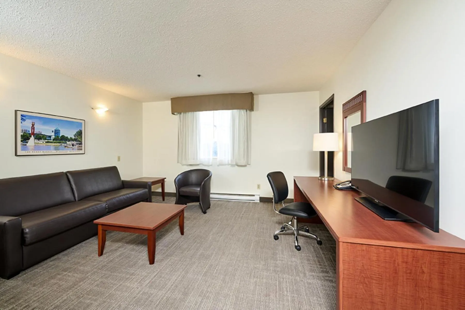 TV and multimedia in Canad Inns Destination Centre Fort Garry