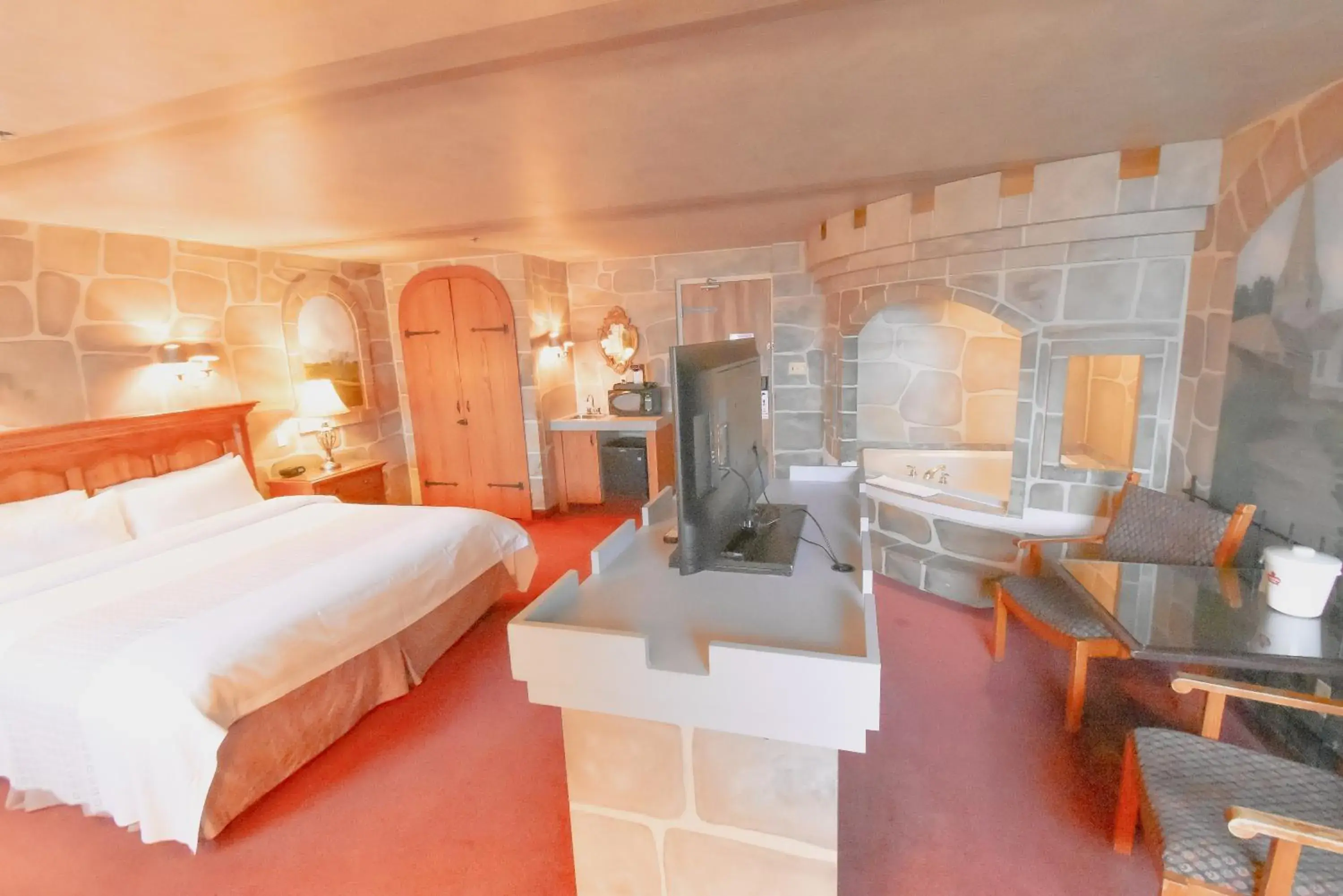 Family Suite in Canad Inns Destination Centre Fort Garry Family Suite in Canad Inns Destination Centre Fort Garry