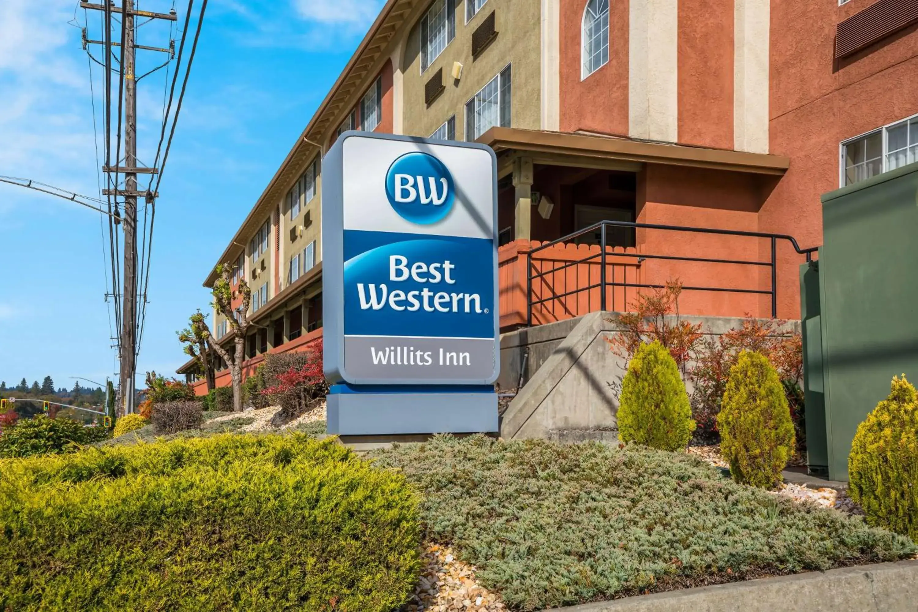 Property building in Best Western Willits Inn Property building in Best Western Willits Inn