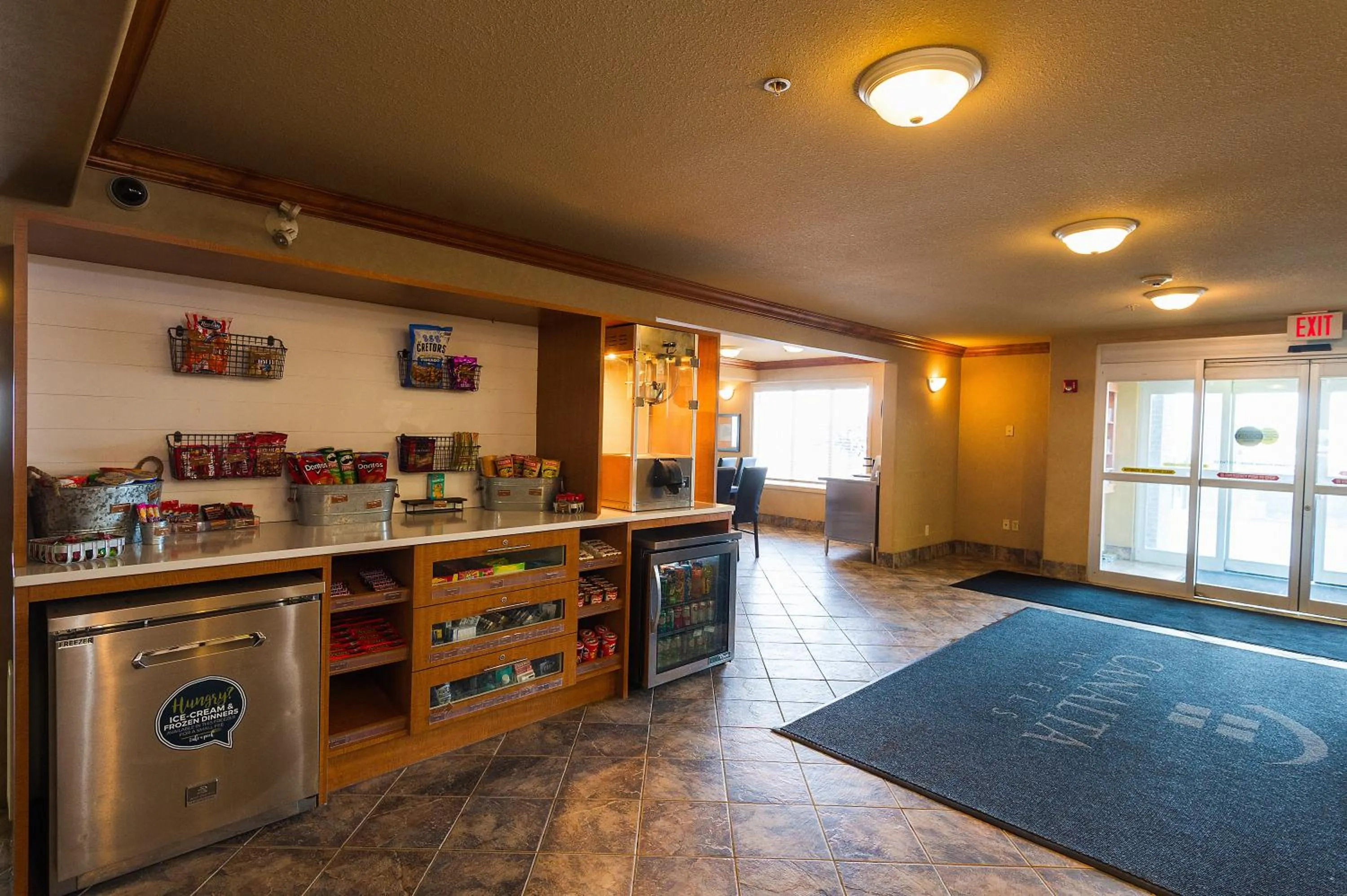 Property building in Canalta Provost