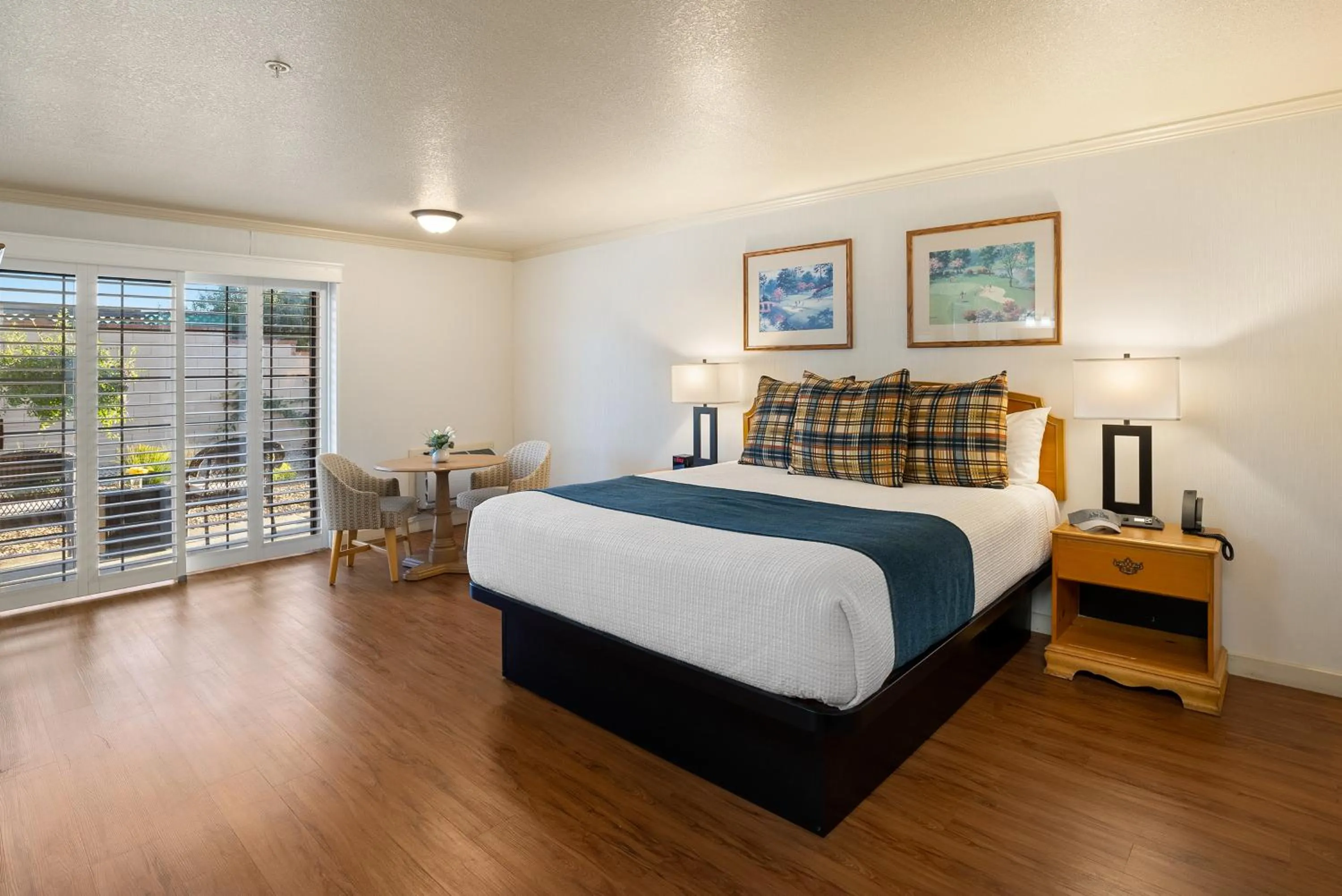 Bed in Sea Pines Golf Resort