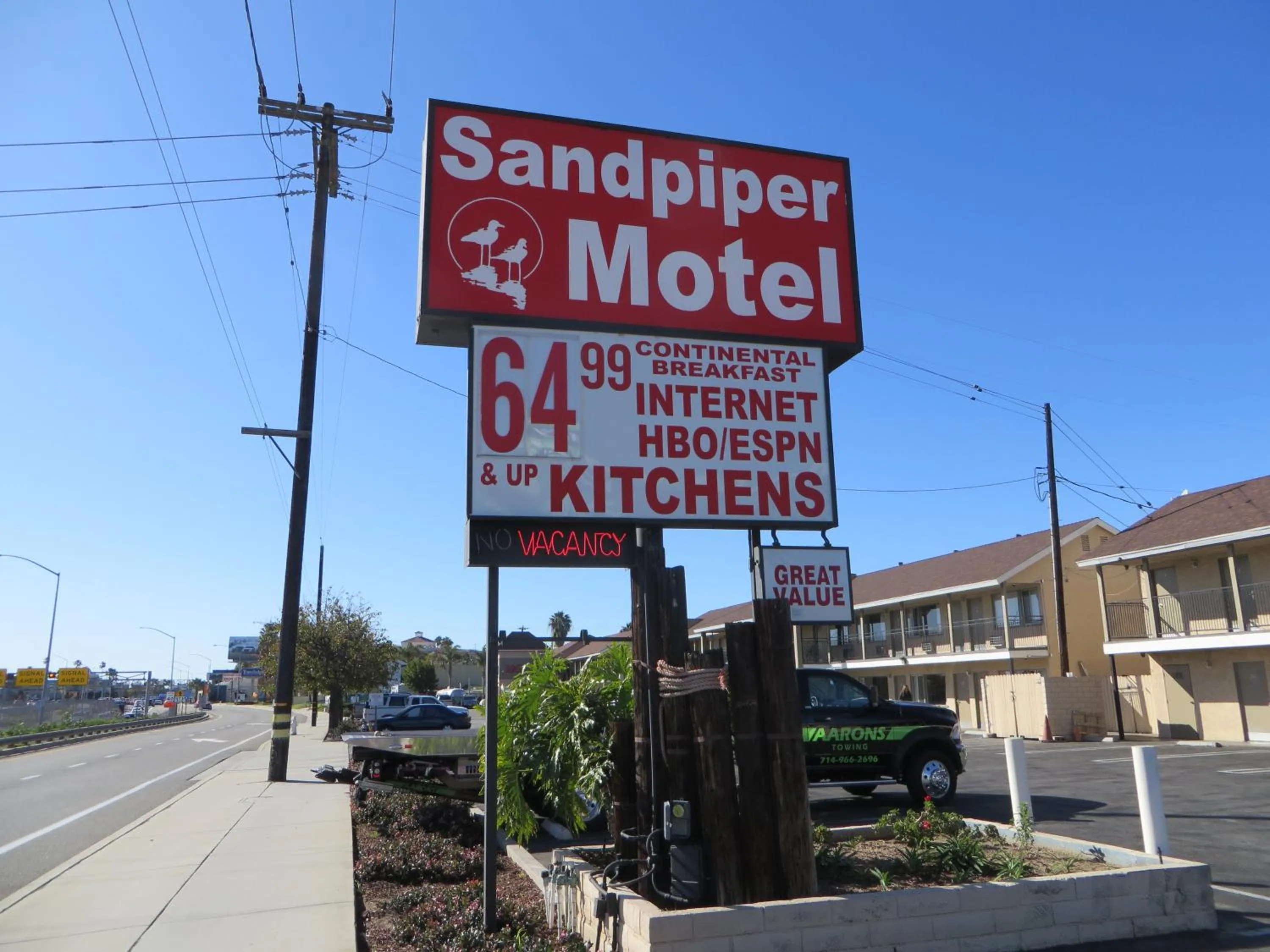 Sandpiper Motel