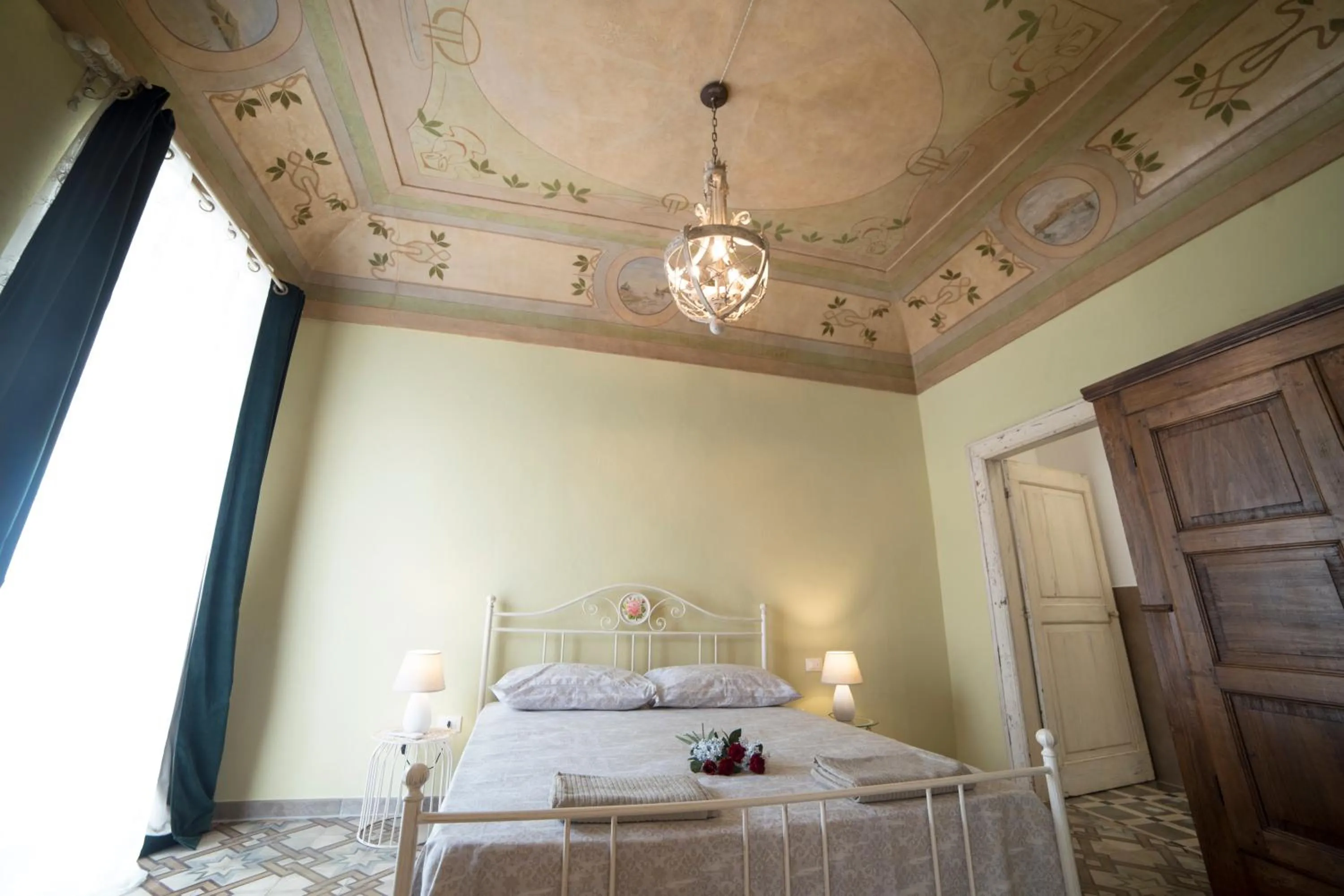 Bed in Aria di Vico Aparthotel